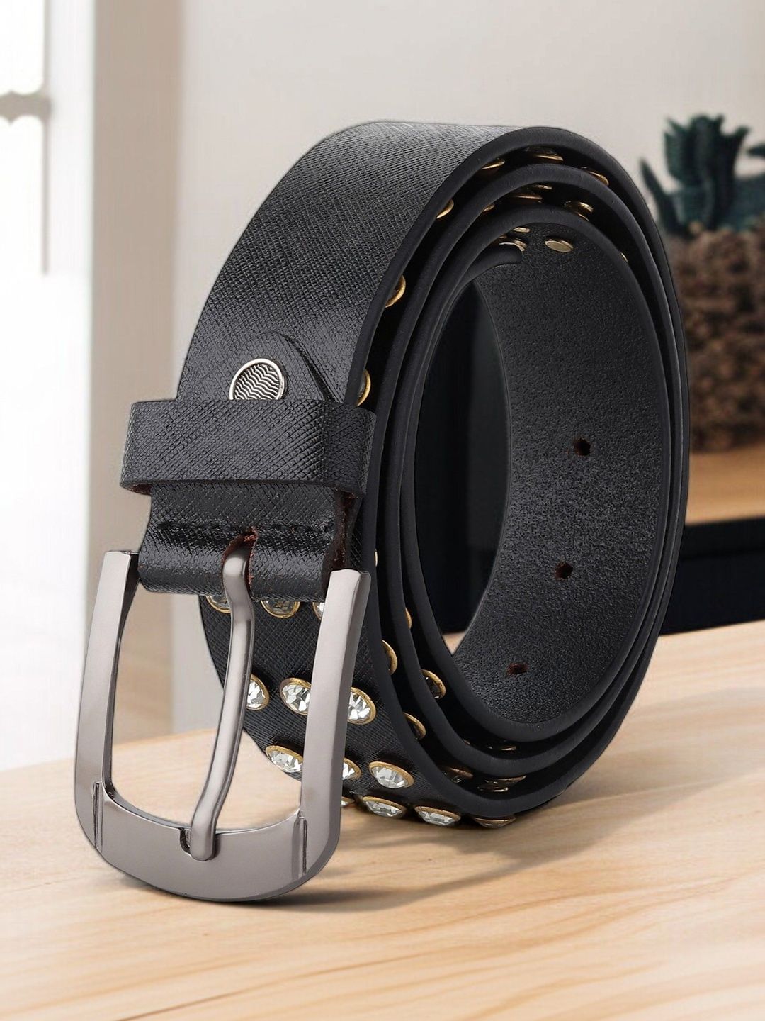 LOOPA Men Embellished Leather Belt-image-9
