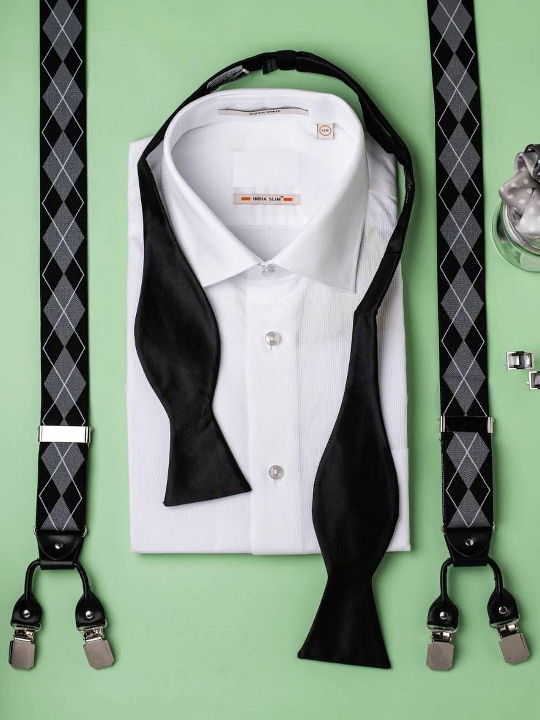 The Tie Hub Men Accessory Gift Set With Argyle Suspender with Self-Tie Bow Tie & Cufflinks-image-2