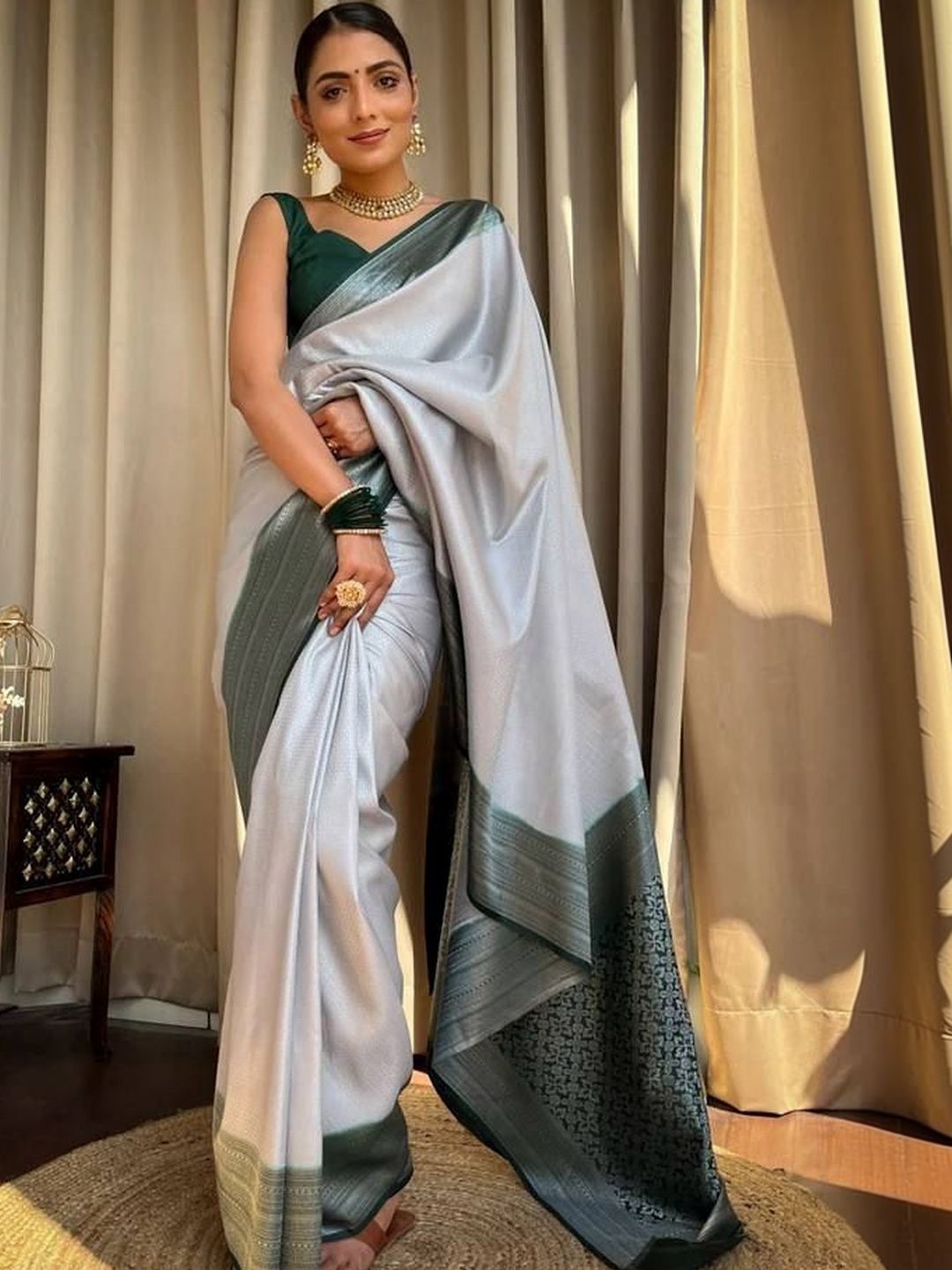 YAMUNE Woven Design Art Silk Banarasi Saree-picture-14