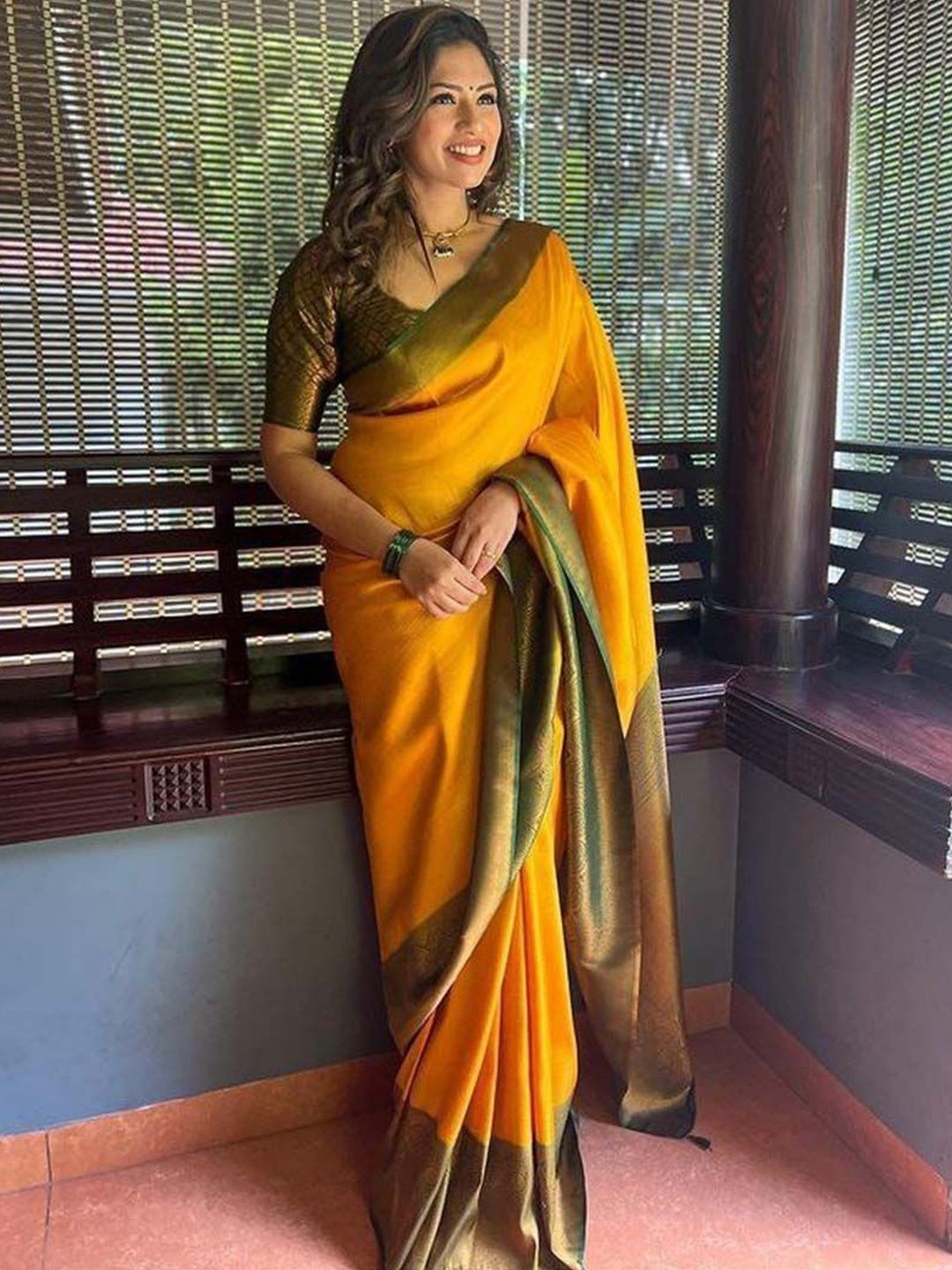 YAMUNE Woven Design Zari Art Silk Banarasi Saree-picture-36