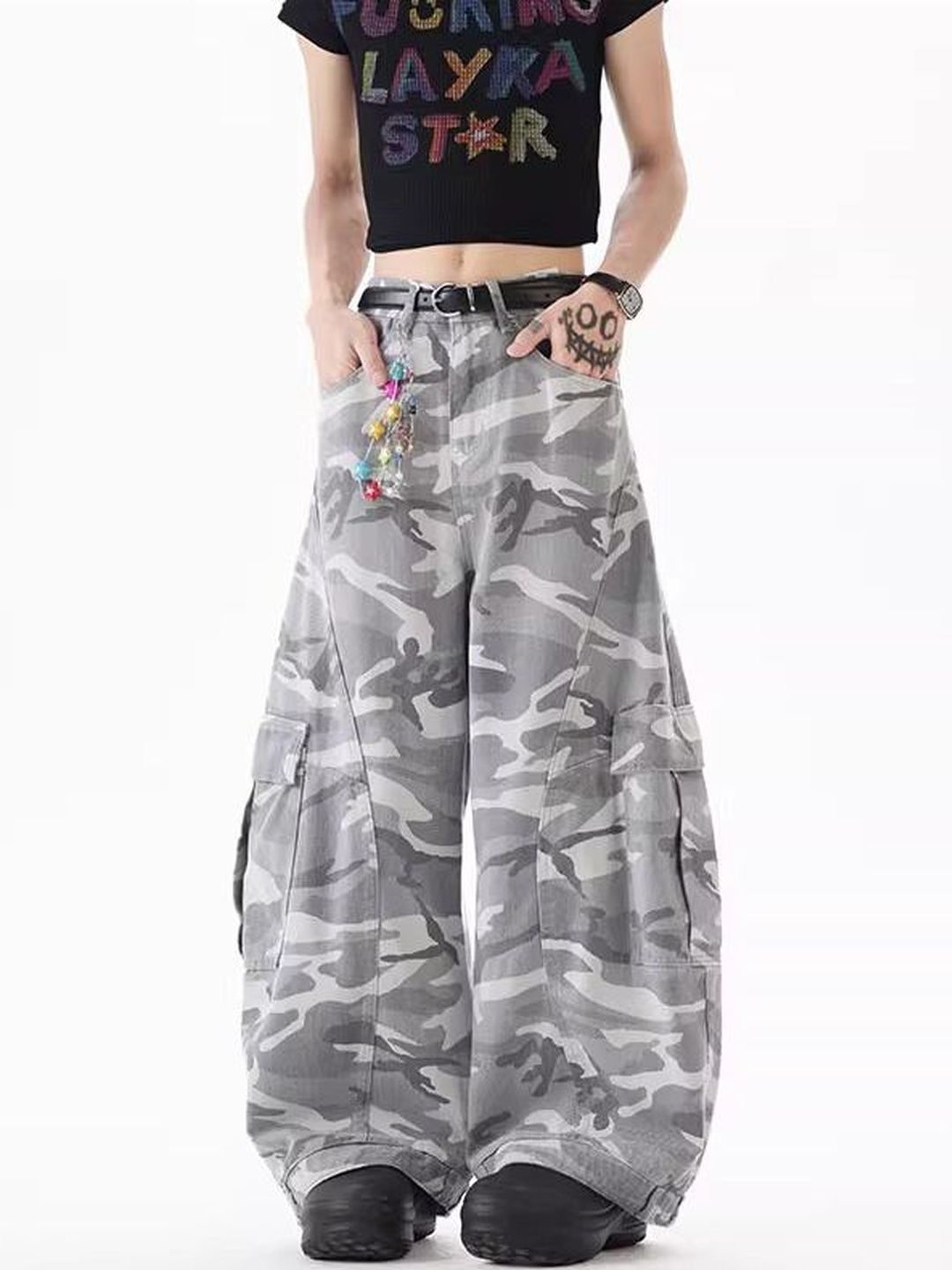 StyleCast x Revolte Women Wide Leg Mid-Rise Light Fade Jeans-picture-20