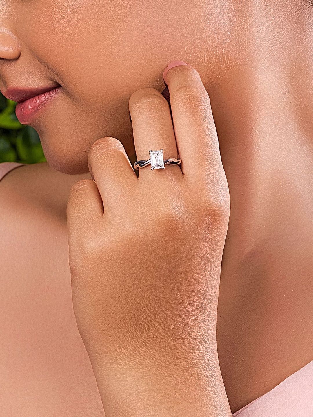 Crash.Club By CKC 18KT White Gold Diamond Studded Ring - 4.48 g-picture-57