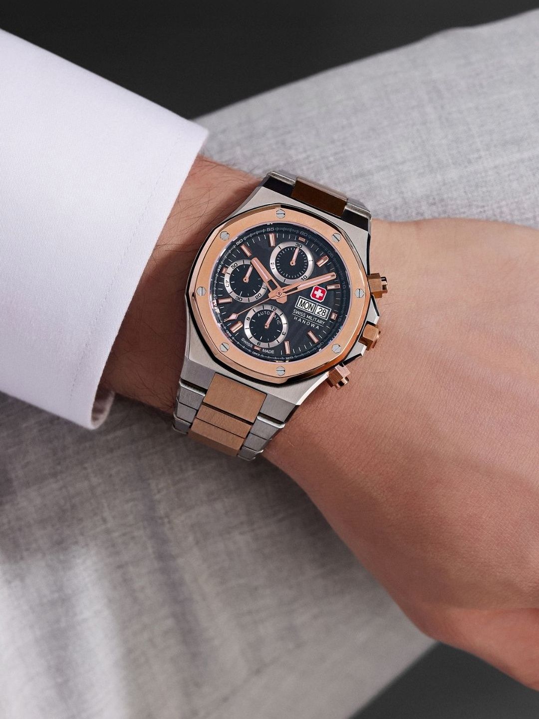 SWISS MILITARY HANOWA Men Dial & Stainless Steel Bracelet Style Straps Analogue Automatic Motion Powered Watch-picture-51