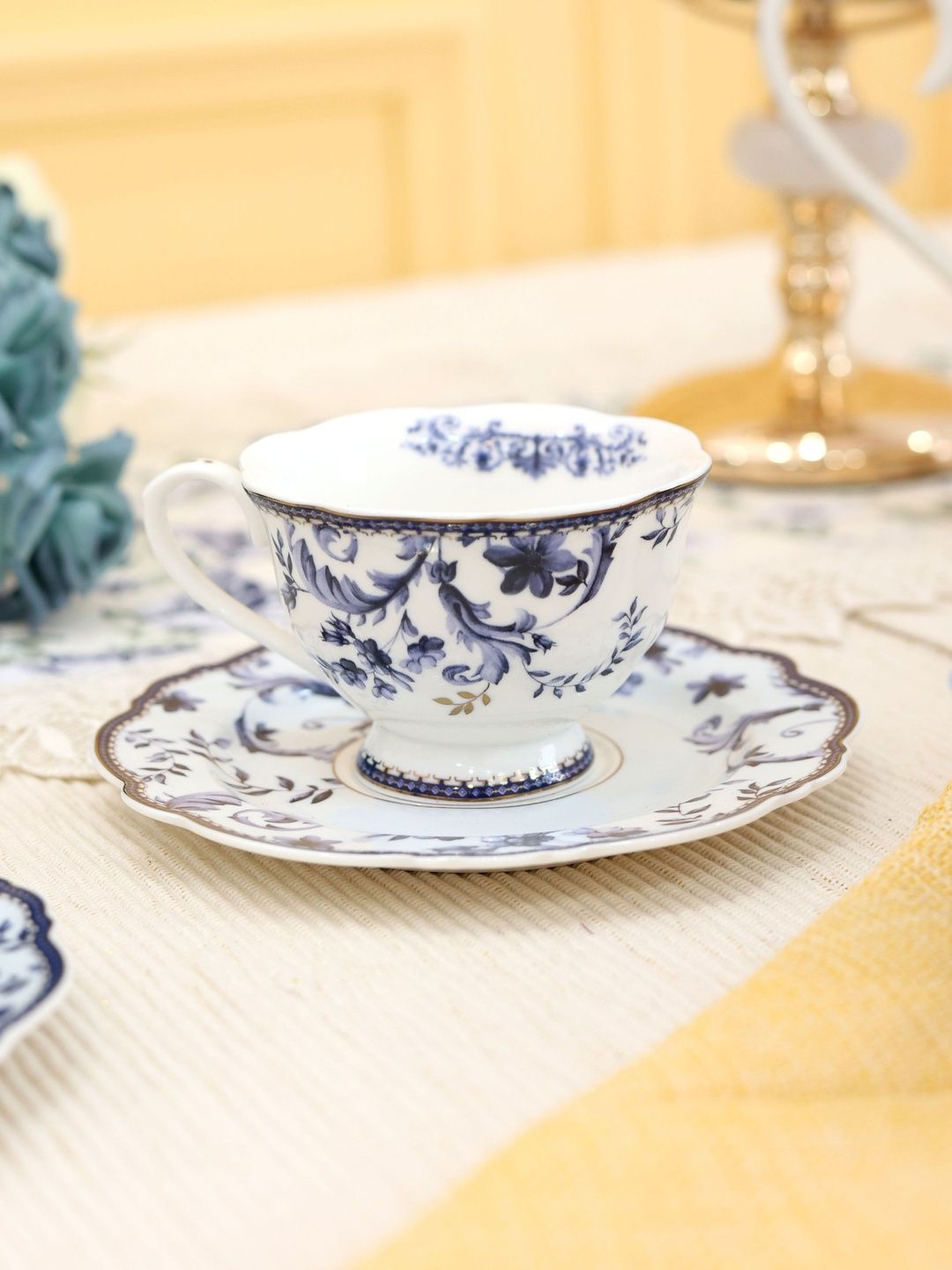 vigneto Blue & White Printed Porcelain Glossy Core Set of Cups and Mugs-image-20