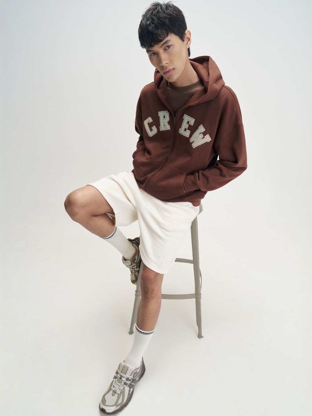 Buy XYXX Men Crew Cotton Blend Brown Solid Oversized Zipper Hoodie