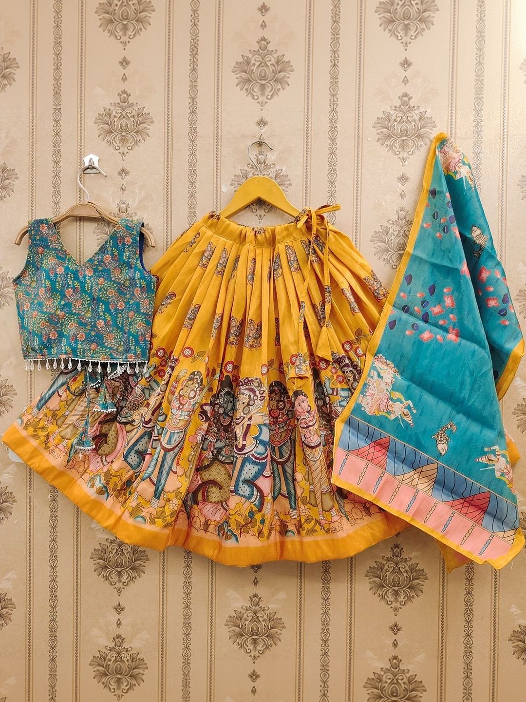 Sangria Girls Printed V-Neck Flared Lehenga Choli With Dupatta-picture-32
