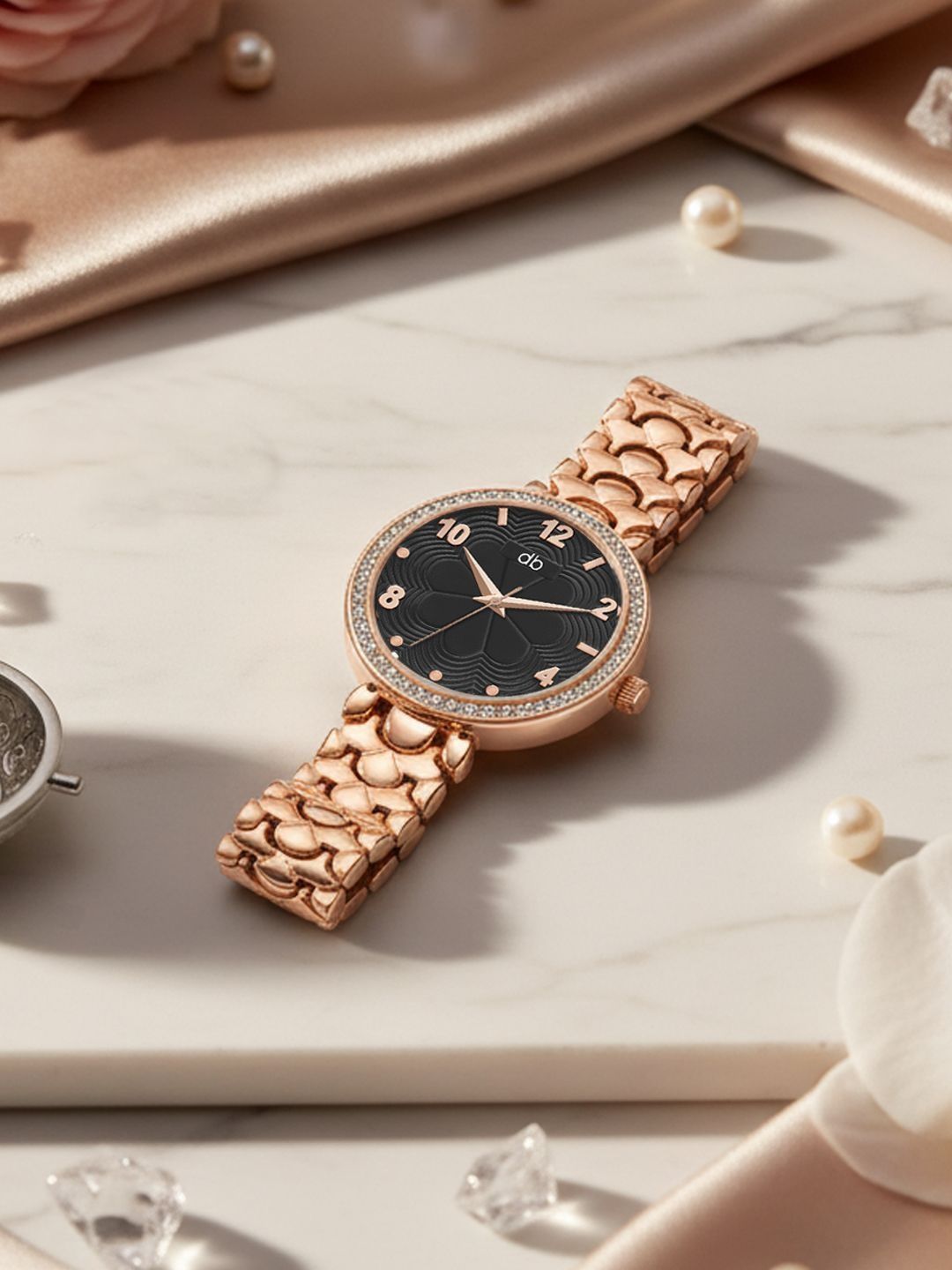 DressBerry Women Dial & Bracelet Style Straps Analogue Watch HOBDB-002-BK-picture-25