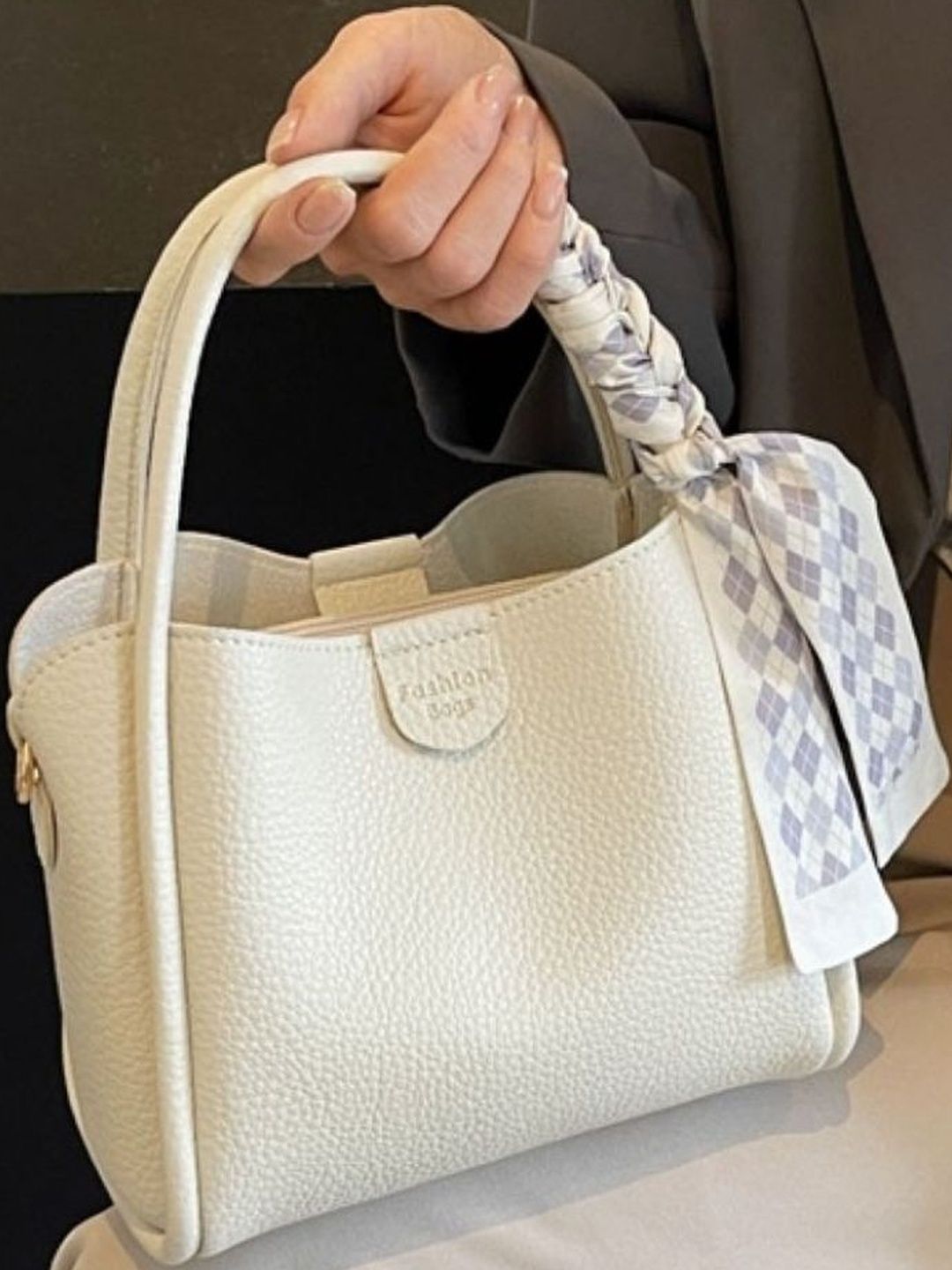 StyleCast PU Structured Handheld Bag-picture-40