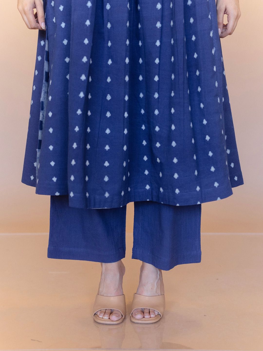 THE INDIAN ETHNIC CO Women Cotton Tie and Dye Straight Pant Salwar-image-2