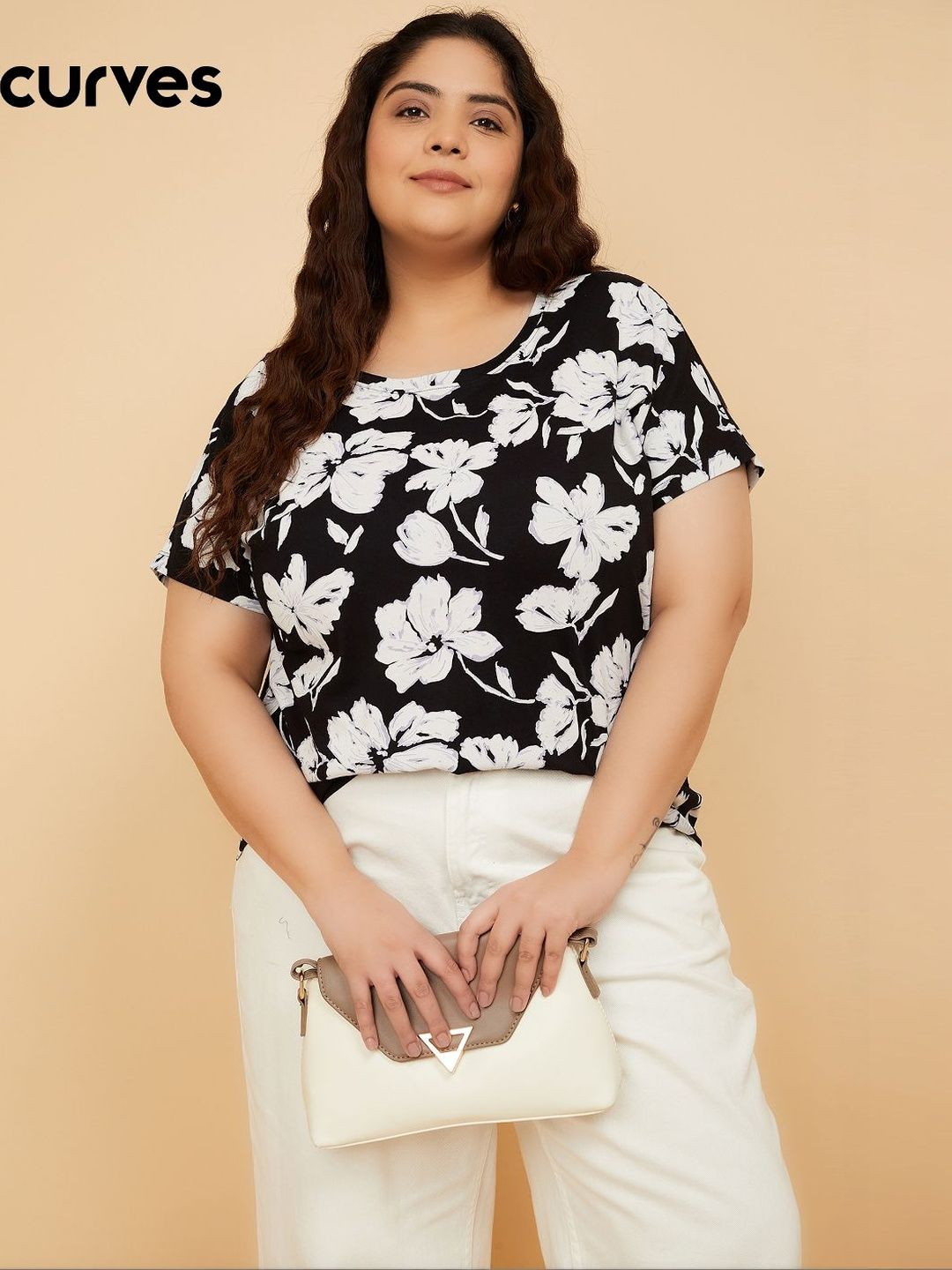 max Women T-shirt-picture-33