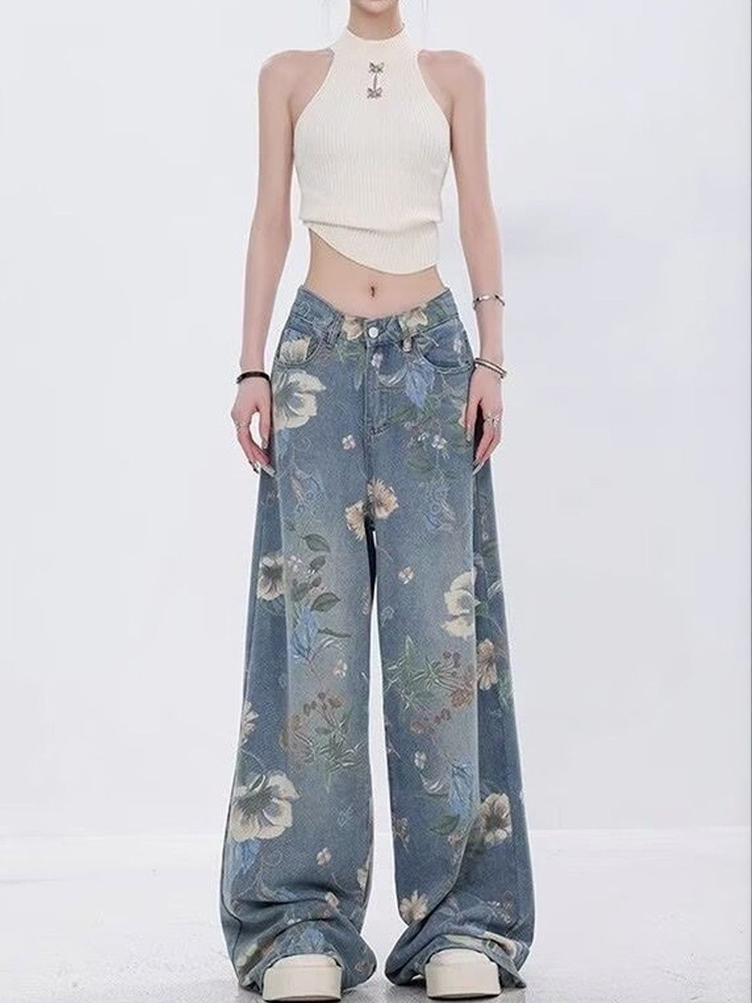 StyleCast Women Regular Fit High-Rise Light Fade Jeans-picture-24