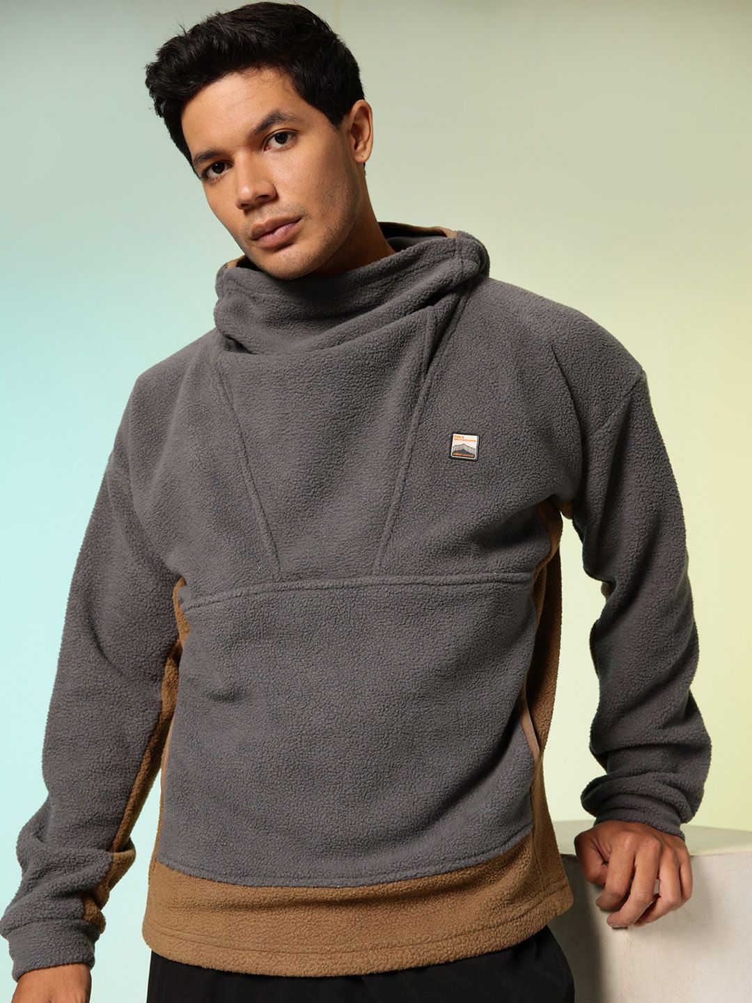 HRX by Hrithik Roshan Colourblocked Hooded Outdoor Sweatshirt-picture-15