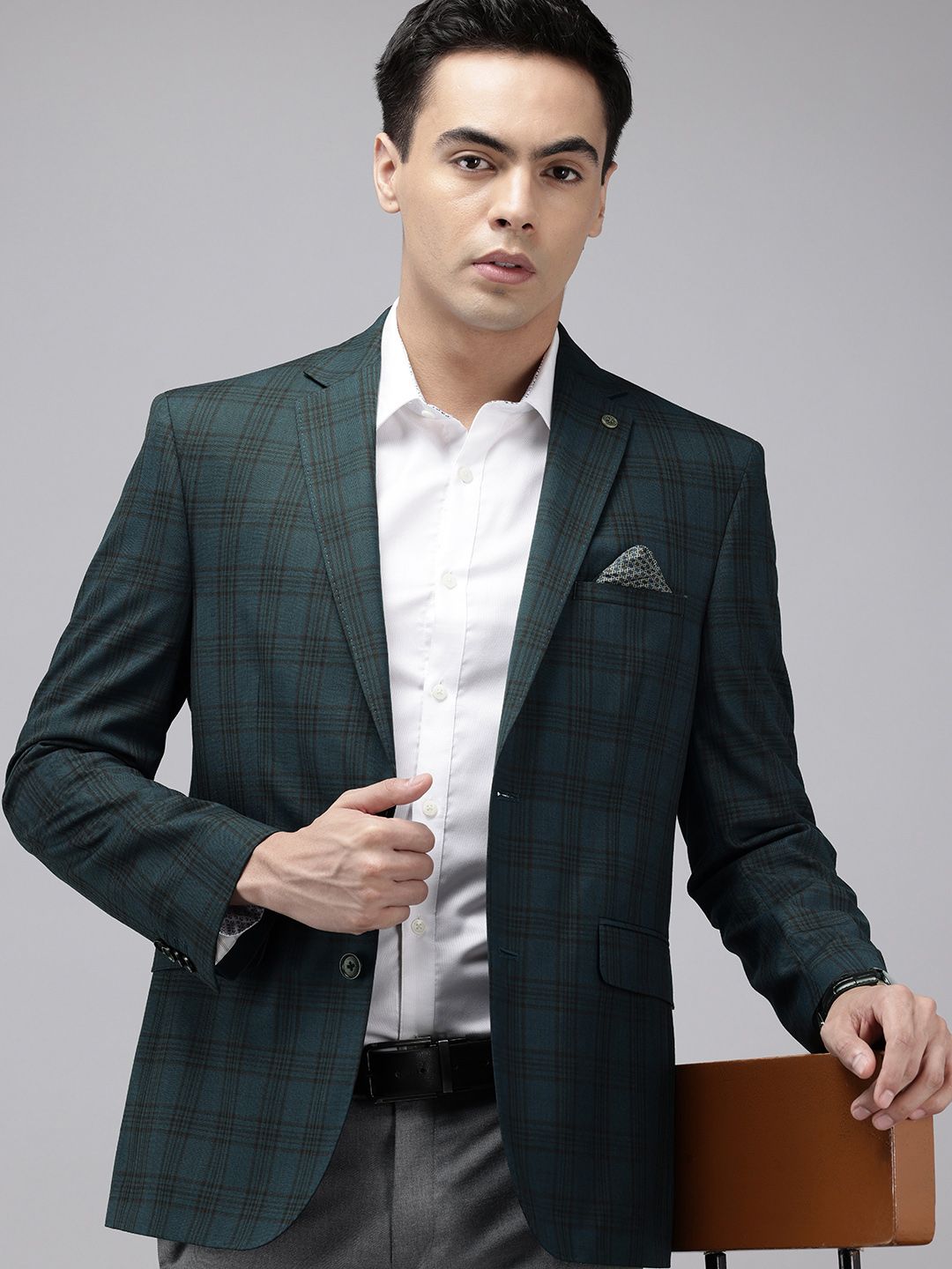 Theme Checked Notched Lapel Collar Slim-Fit Single-Breasted Formal Blazer-picture-10