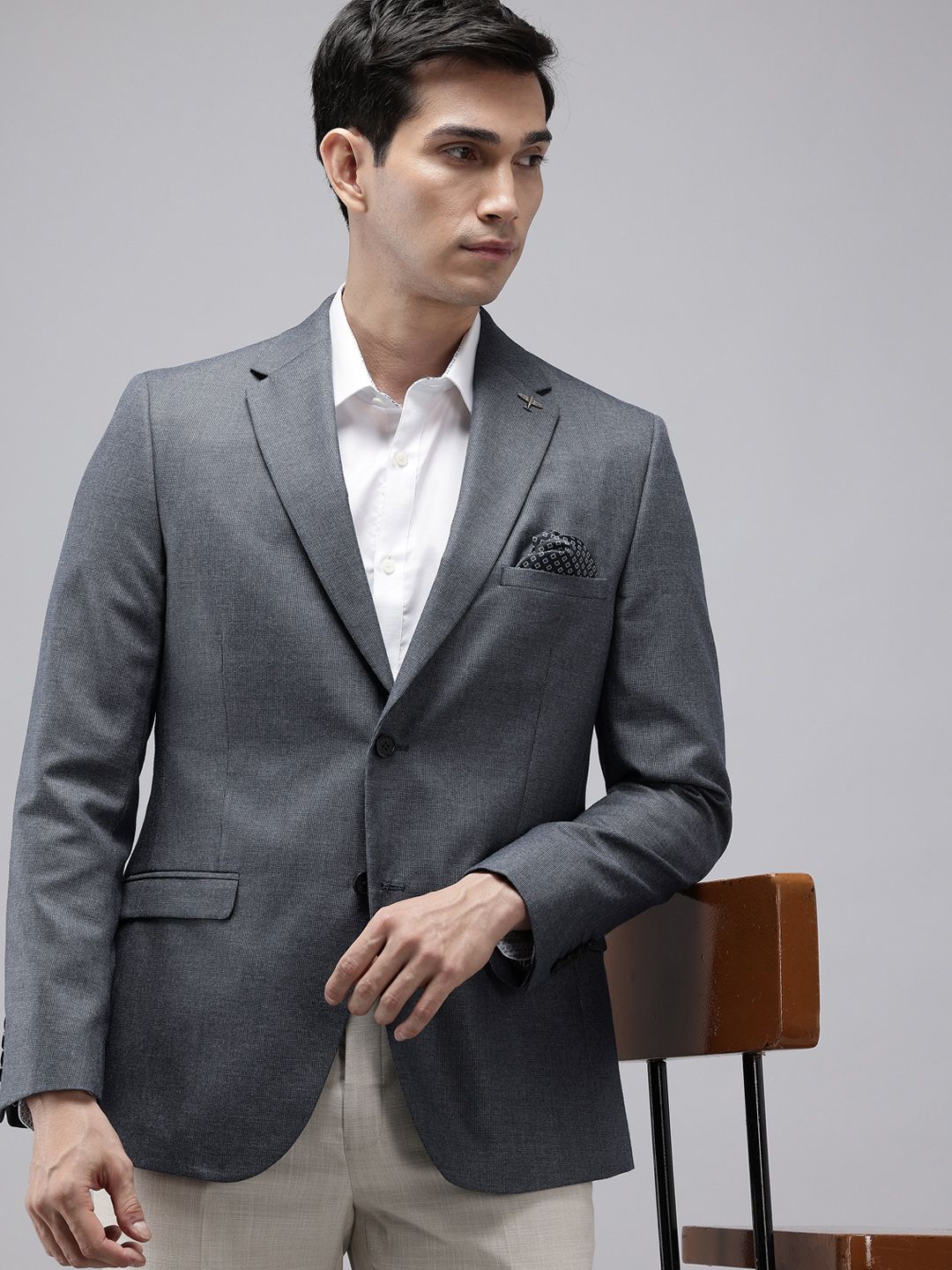 Theme Textured Notched Lapel Collar Slim-Fit Single-Breasted Formal Blazer-picture-56