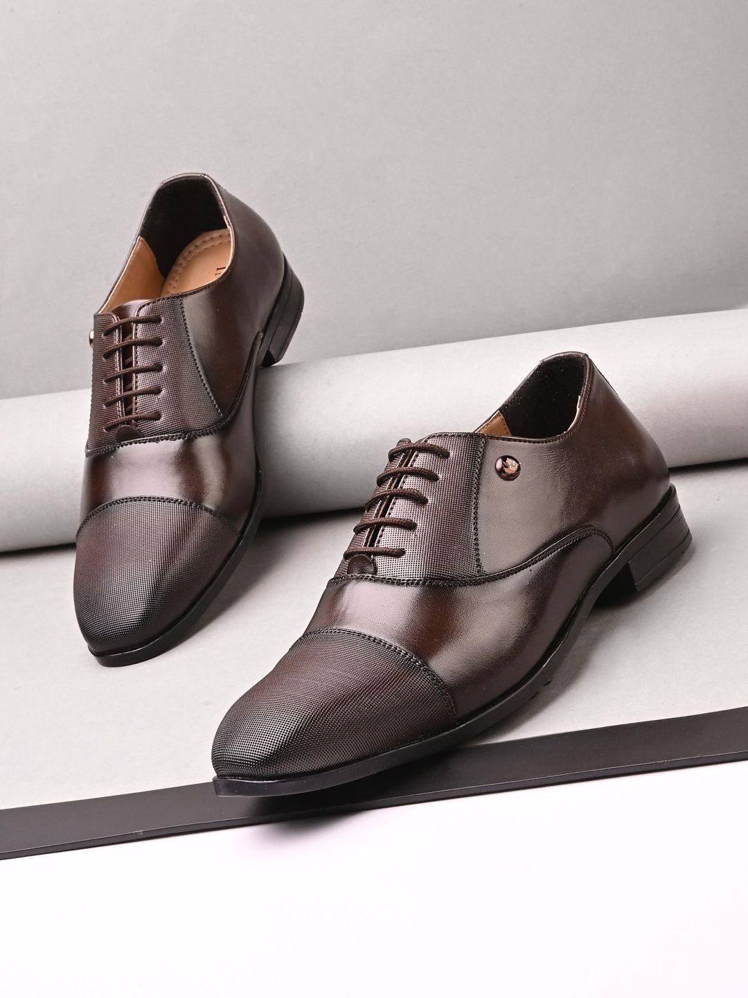 INVICTUS Men Textured Formal Derbys-image-36