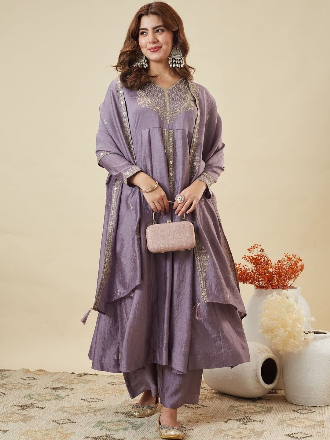 colors  of earth Colors of Earth Ethnic Motifs Embroidered Empire Mirror Work Pure Silk Kurta & Palazzos-picture-53