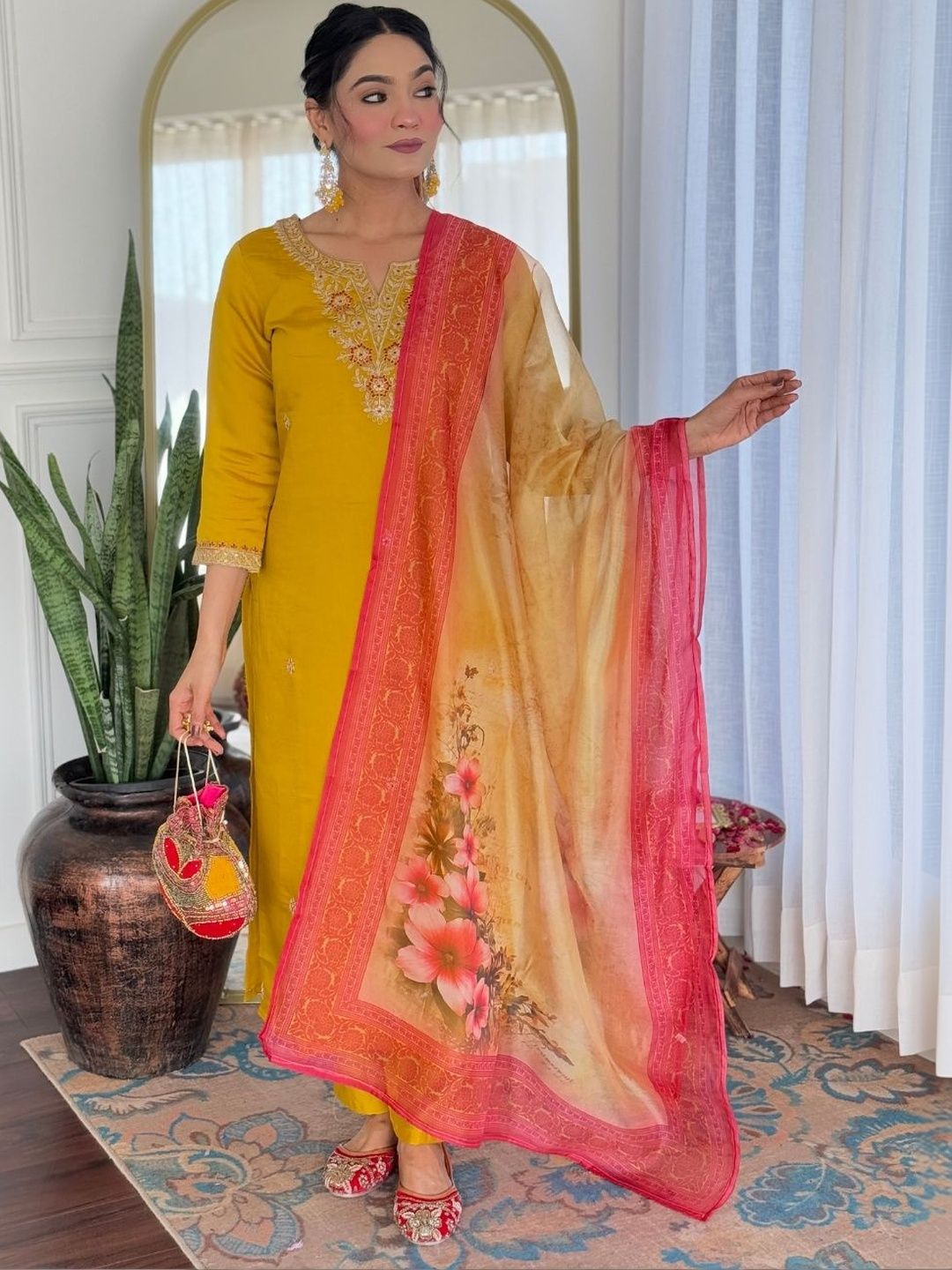 CaniBani Women Floral Embroidered Regular Thread Work Chanderi Silk Kurta with Salwar & With Dupatta-picture-37