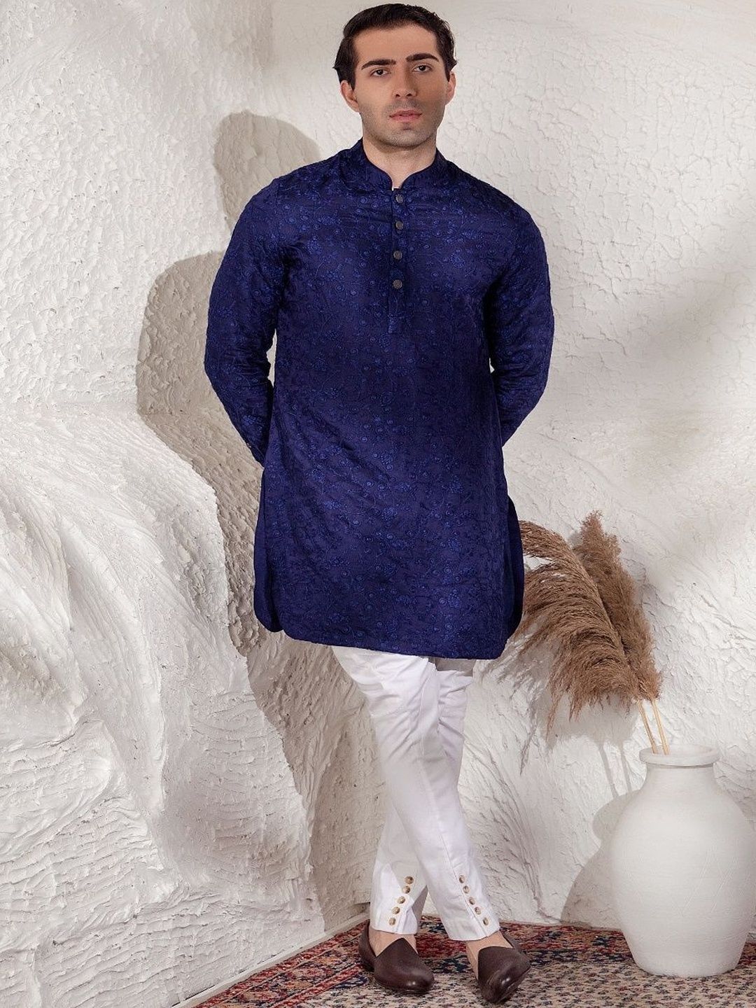 charchaand Men Mirror Work Handloom Kurta-picture-16