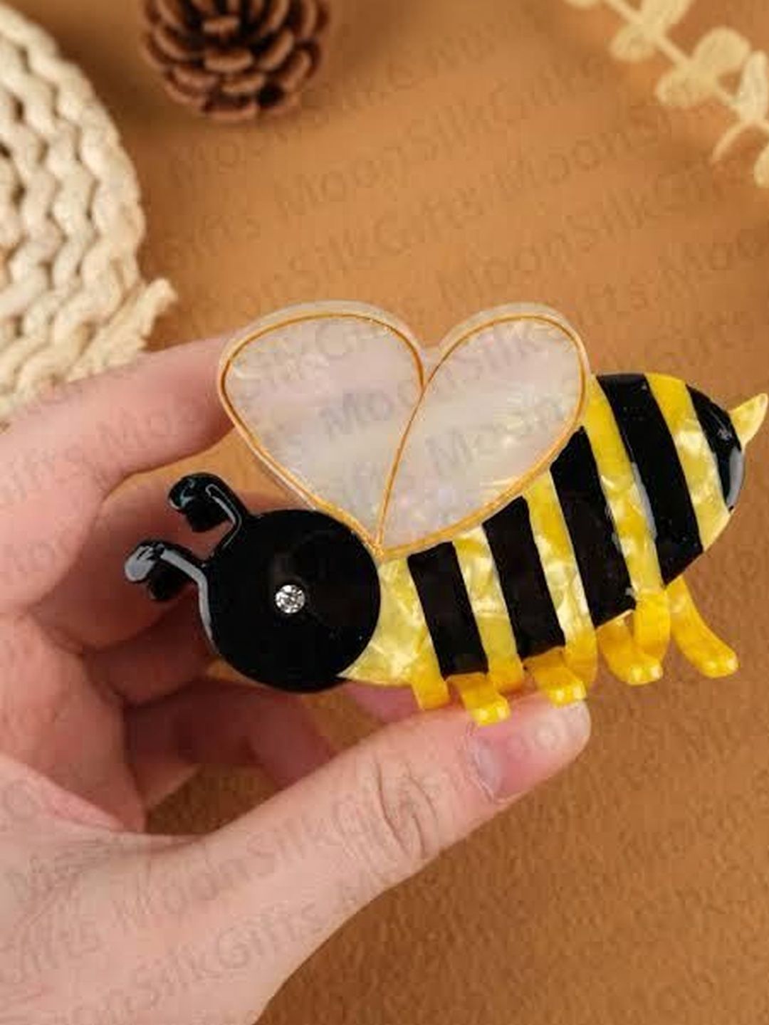 Radhya Accessories Women Claw Clip-picture-30