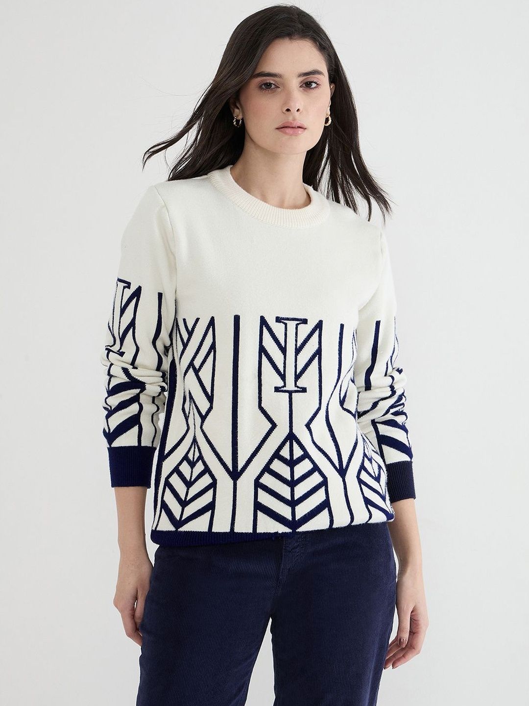 Iconic Women Printed Pullover-picture-28