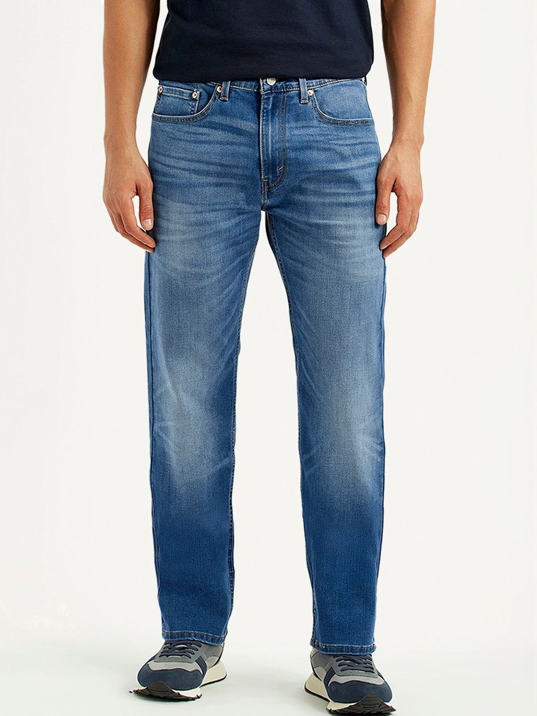 Levis Men Classic Straight Fit Mid-Rise Light Fade Stretchable Jeans-picture-12