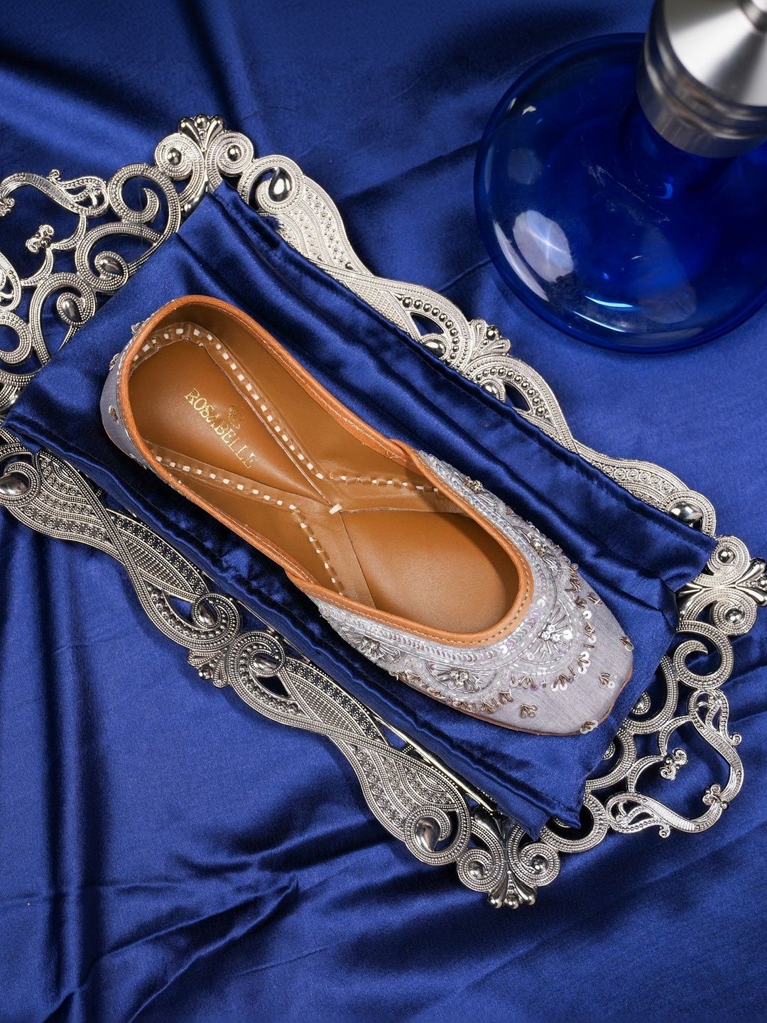Rosabelle Women Embellished Party Mojaris Flats-picture-46