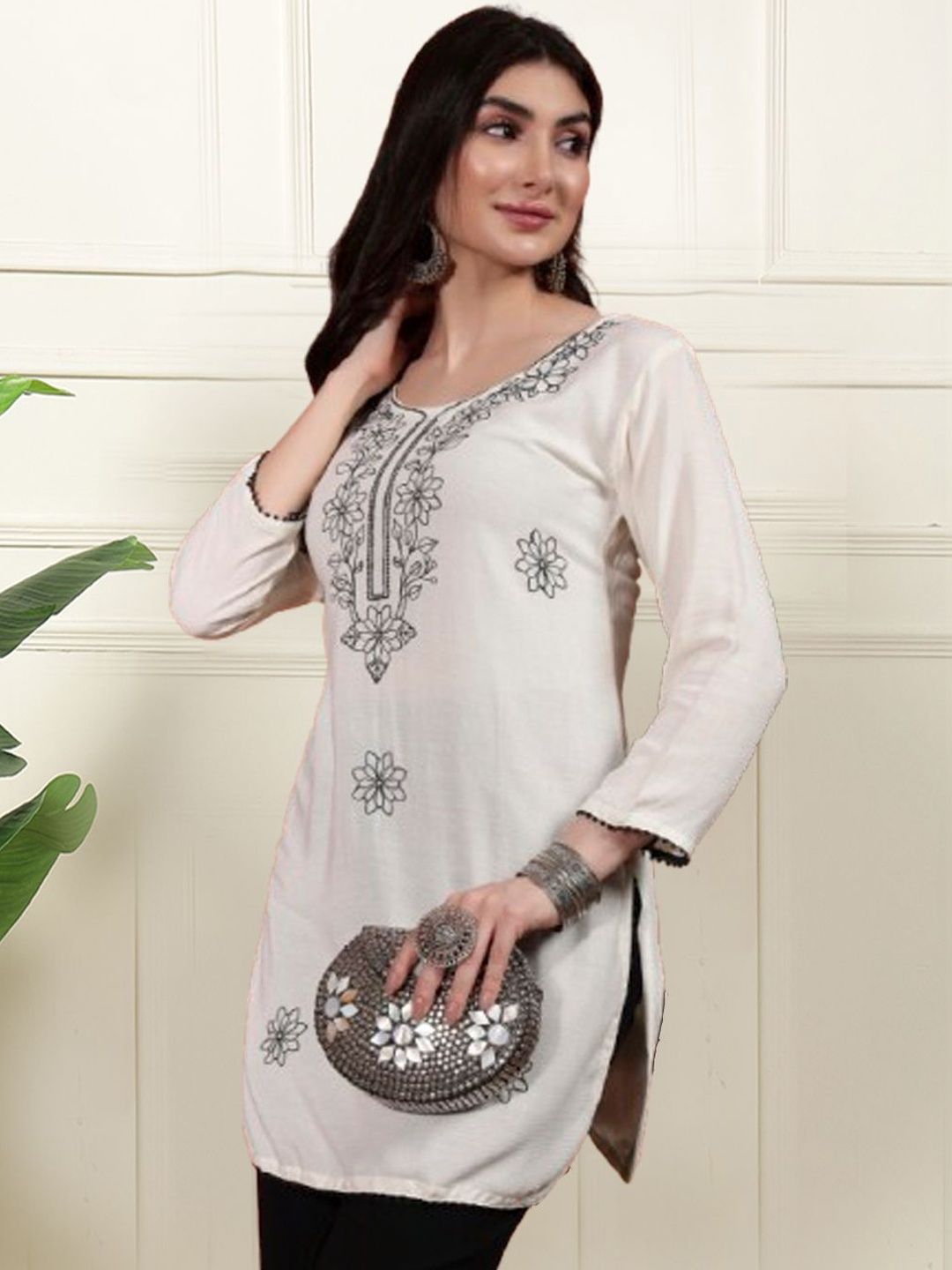 MS.MATWALI Floral Embroidered Pure Crepe Kurti-picture-33