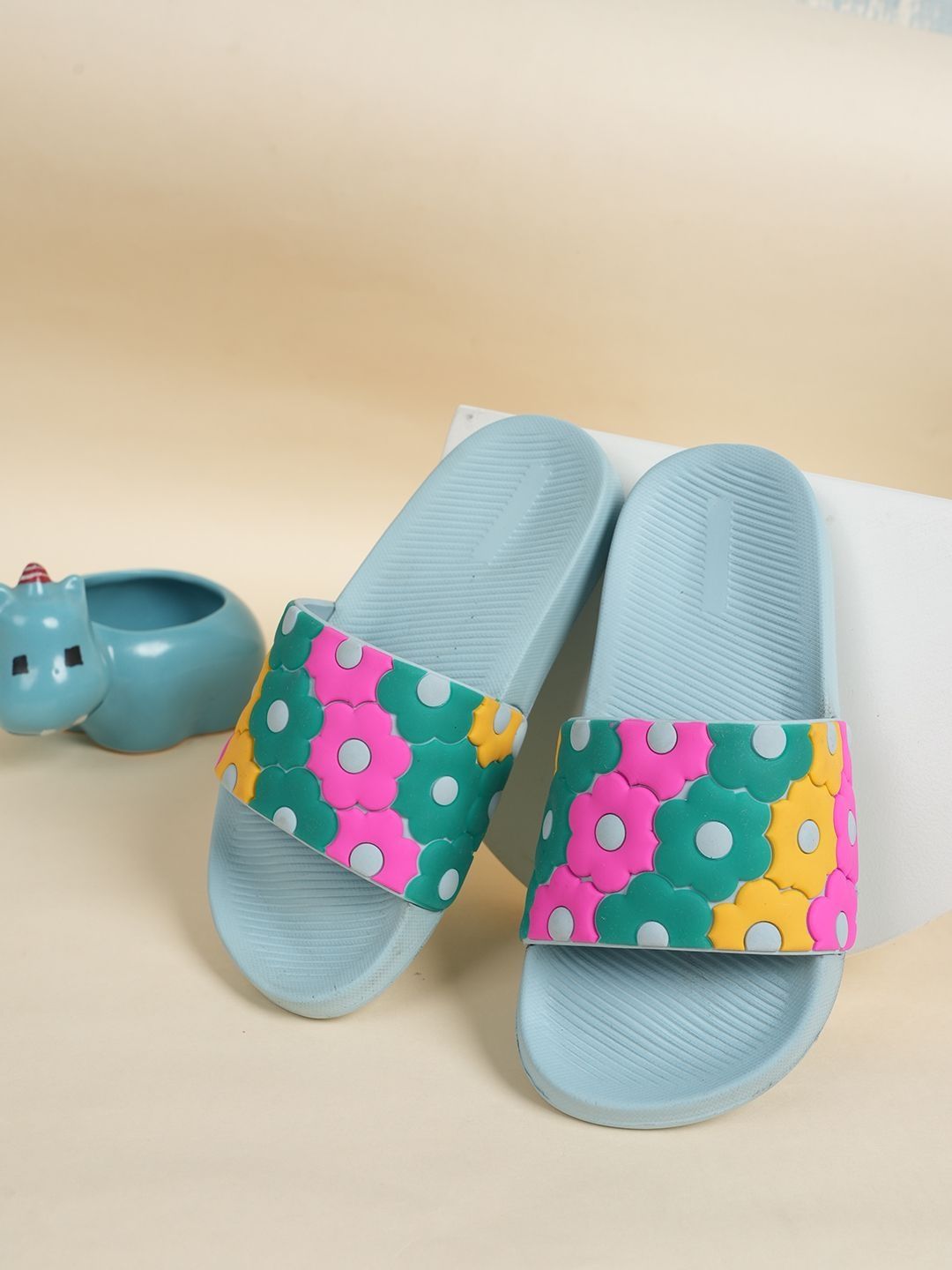 YK Unisex Kids Printed Rubber Sliders-picture-36