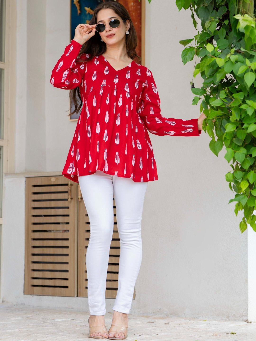 HERE&NOW Printed V-Neck Pure Cotton Empire Kurti-picture-23