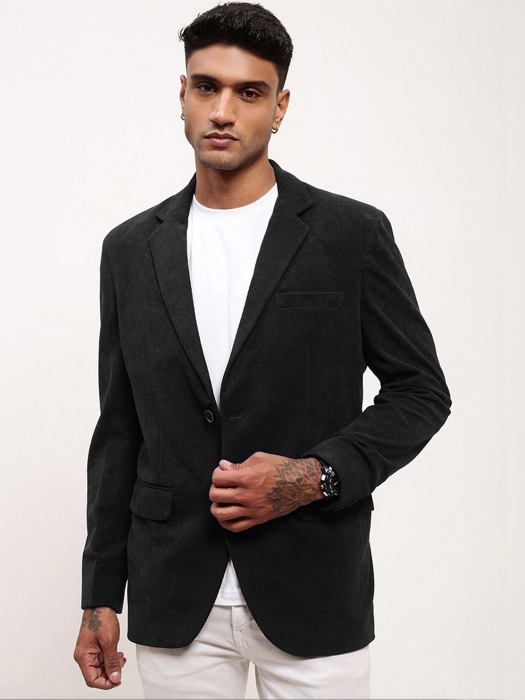 SHOWOFFFF Single-Breasted Slim Fit Blazers-image-44