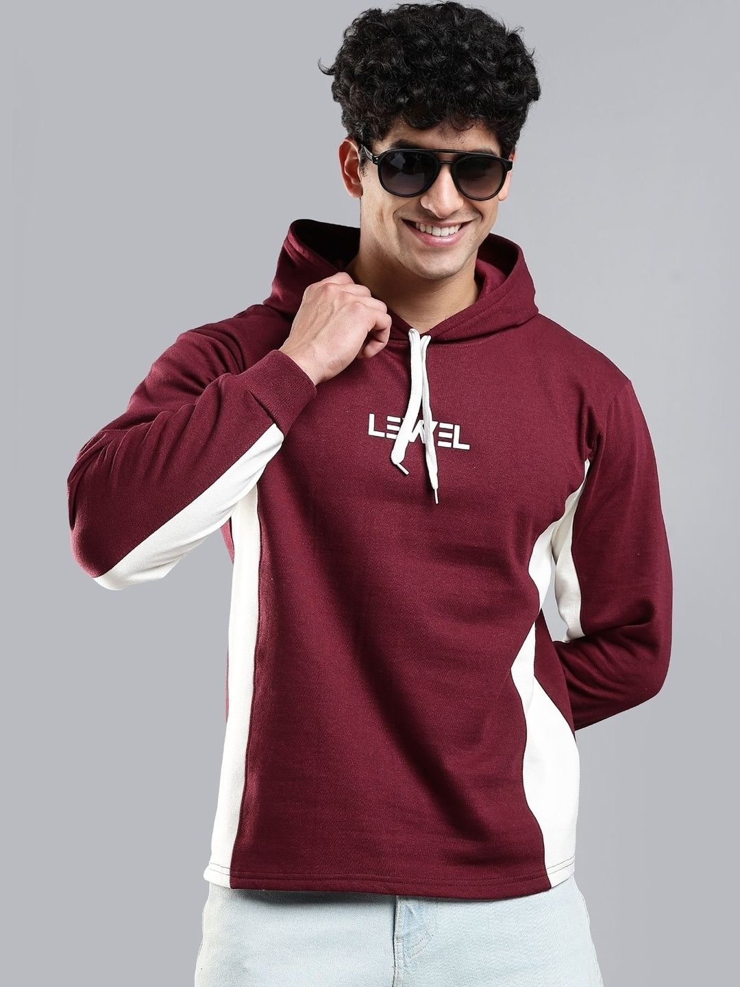 LEWEL Men Colourblocked Hooded Sweatshirt-picture-32