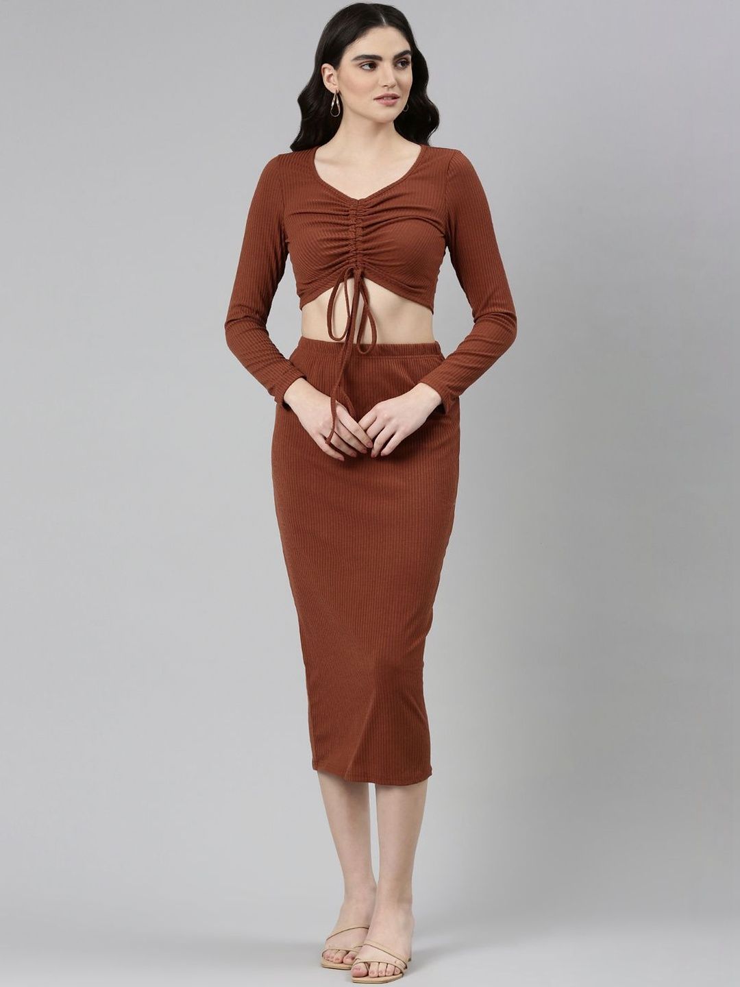 SHOWOFFFF V-Neck Top & Skirt Co-Ords-picture-19