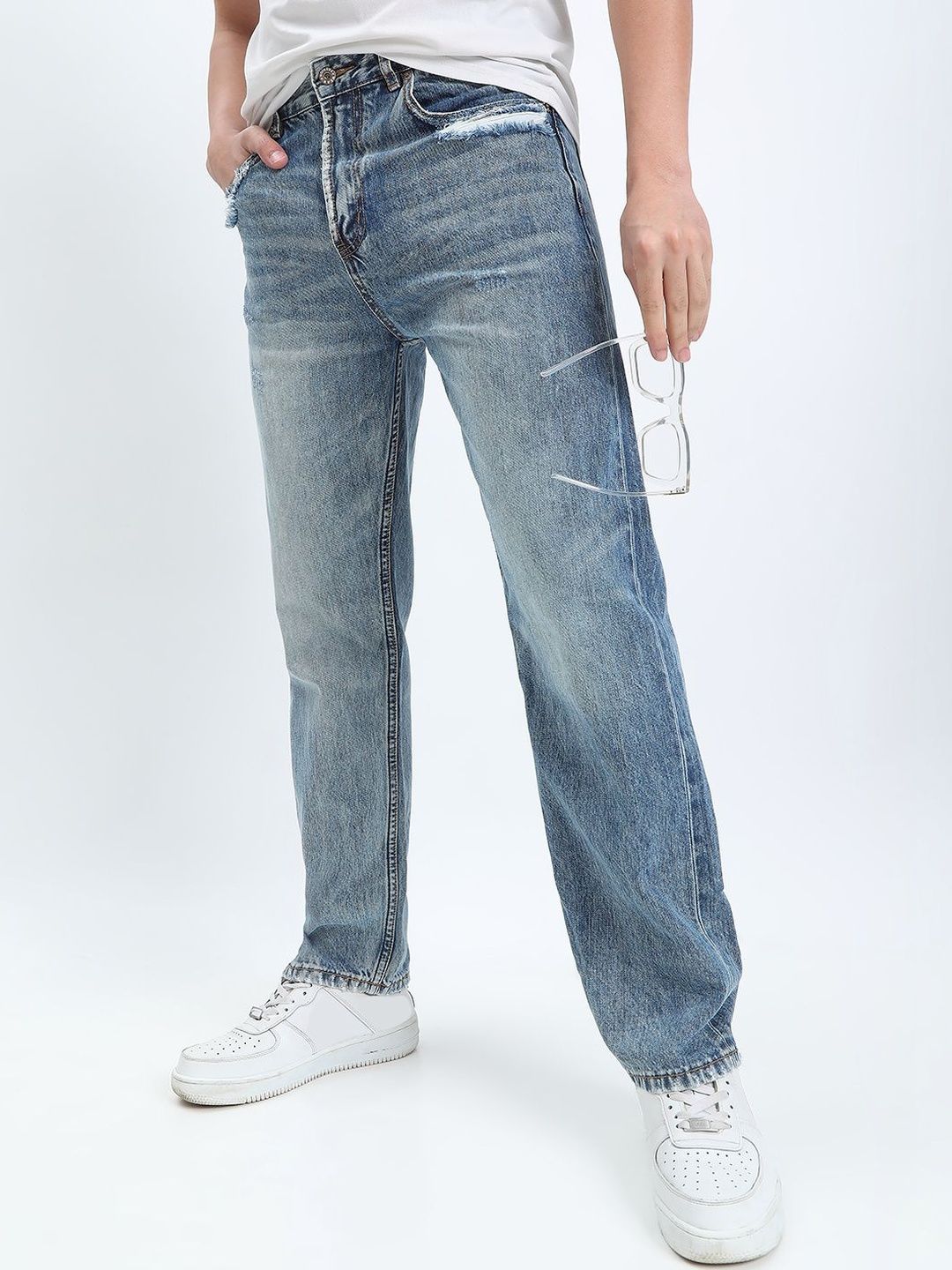 SHOWOFFFF Men Comfort Straight Fit Low-Rise Mildly Distressed Light Fade Acid Wash Jeans-image-34