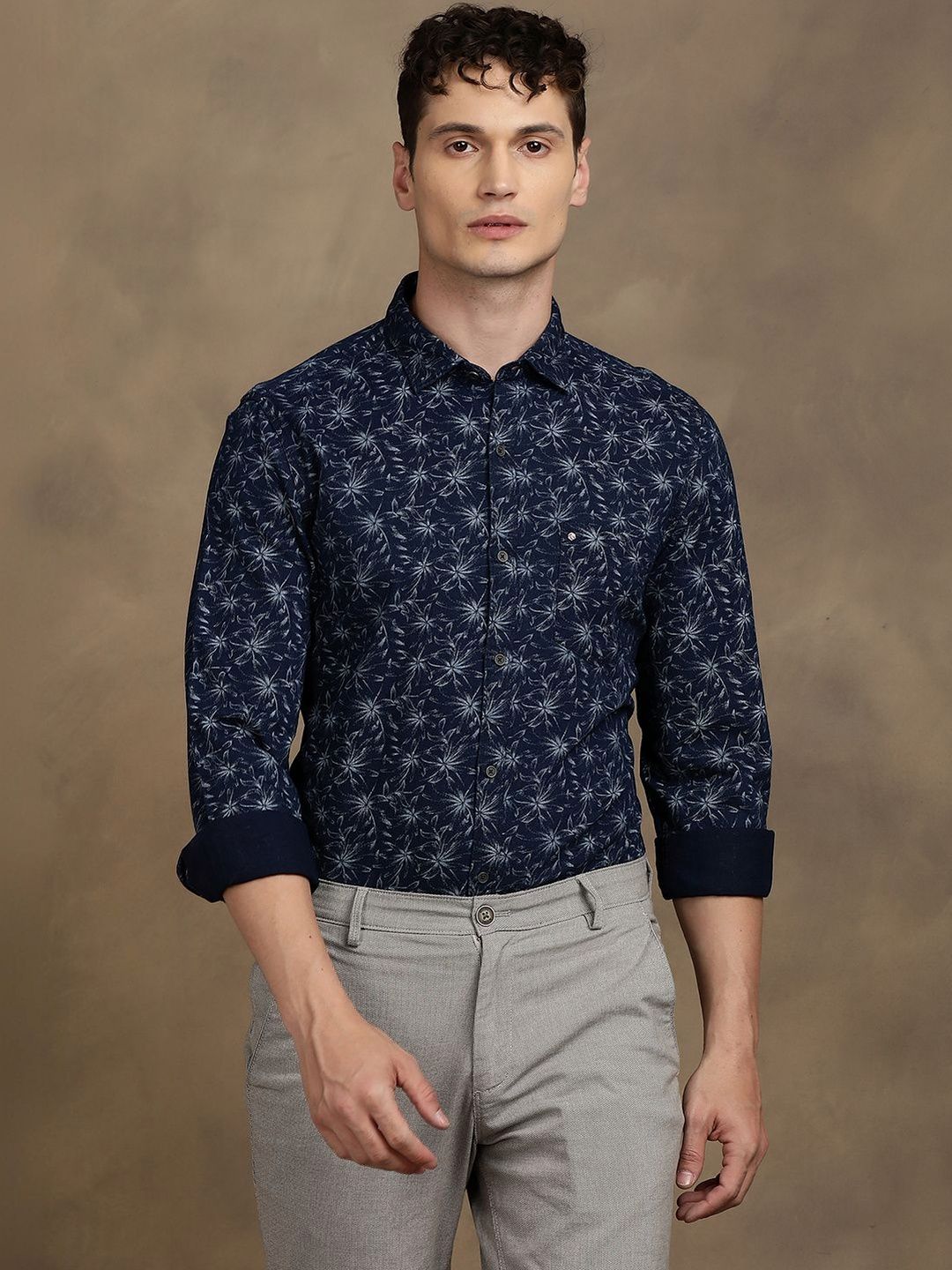 Turtle Men Relaxed Slim Fit Floral Printed Casual Shirt-picture-35