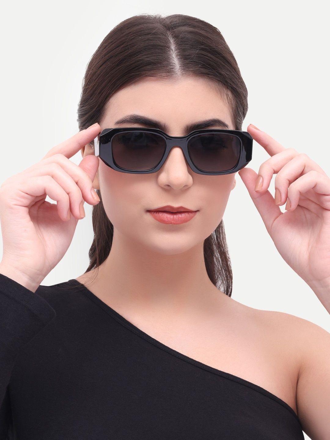 HAMILTANO WINSTON Women Black Lens & Black Rectangle Sunglasses with-picture-26