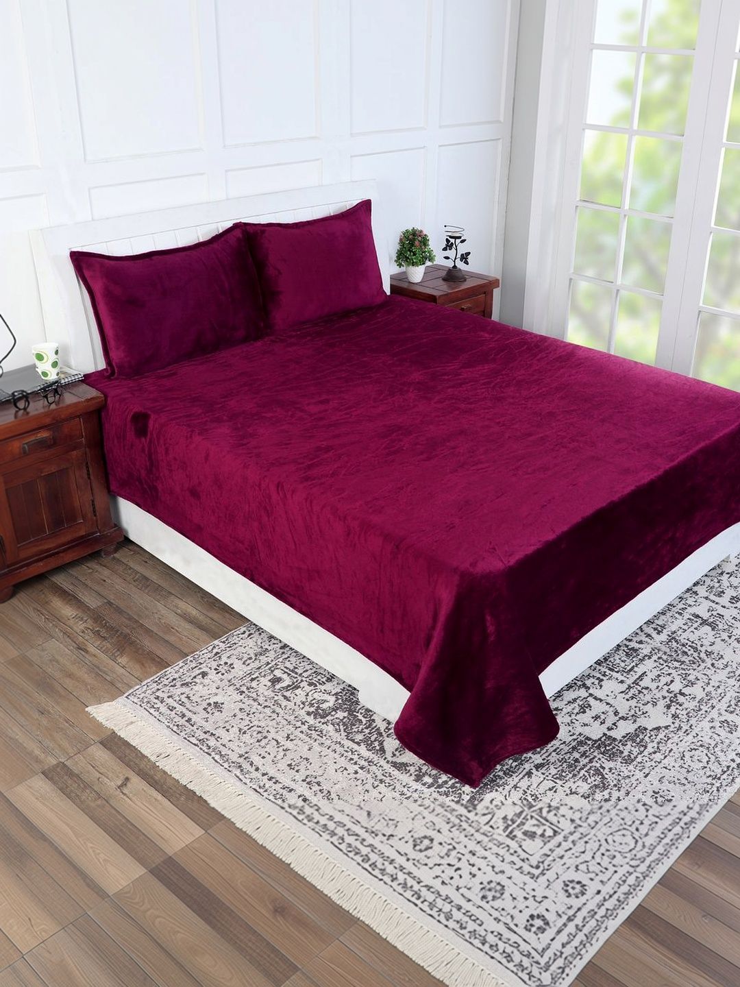 RD TREND Red 300 TC King Bedsheet with 2 Pillow Covers-picture-23