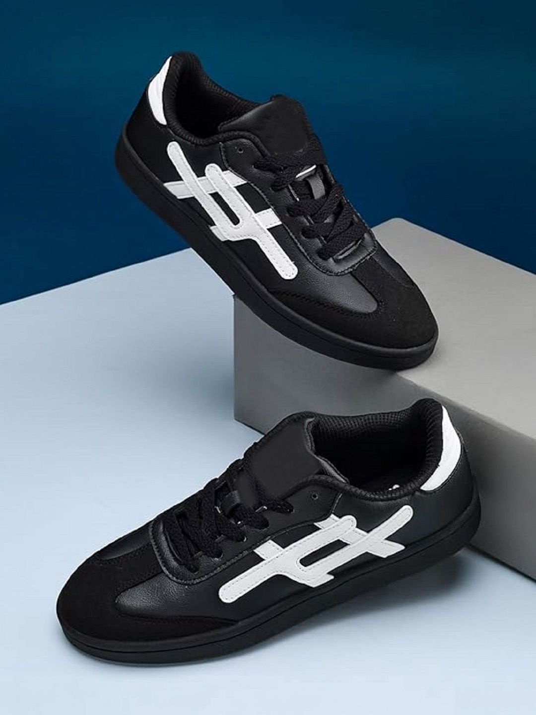 glitchez Men Colourblocked Sneakers-picture-13