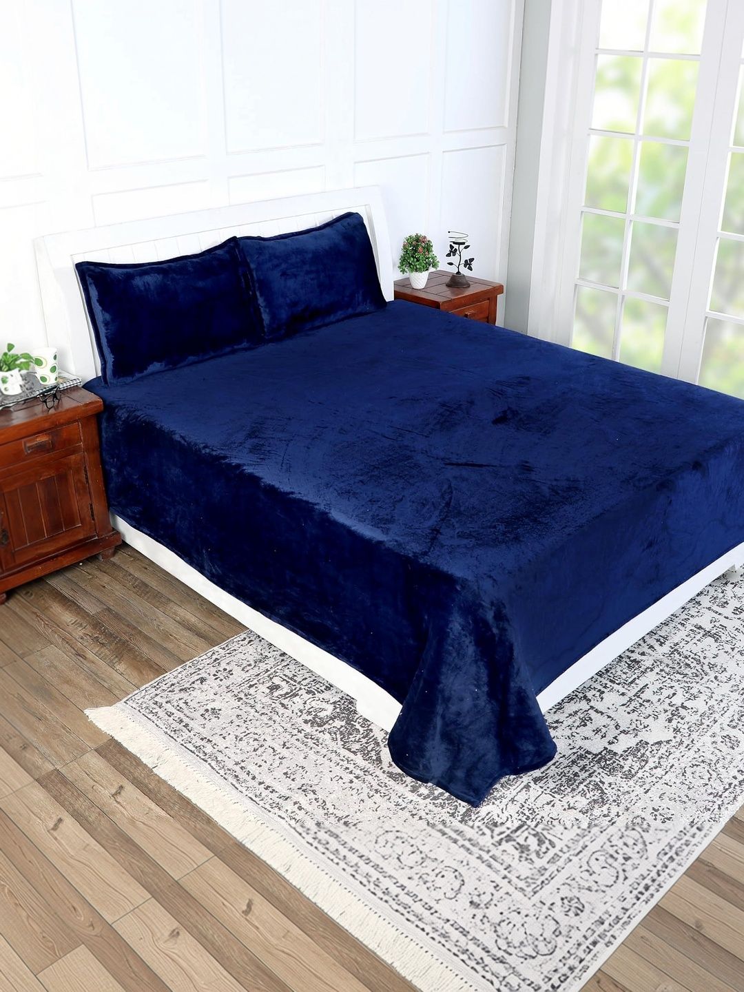 RD TREND Navy Blue 300 TC Woolen Warm King Size Bedsheet & 2 Pillow Covers 90x100 inch-picture-13