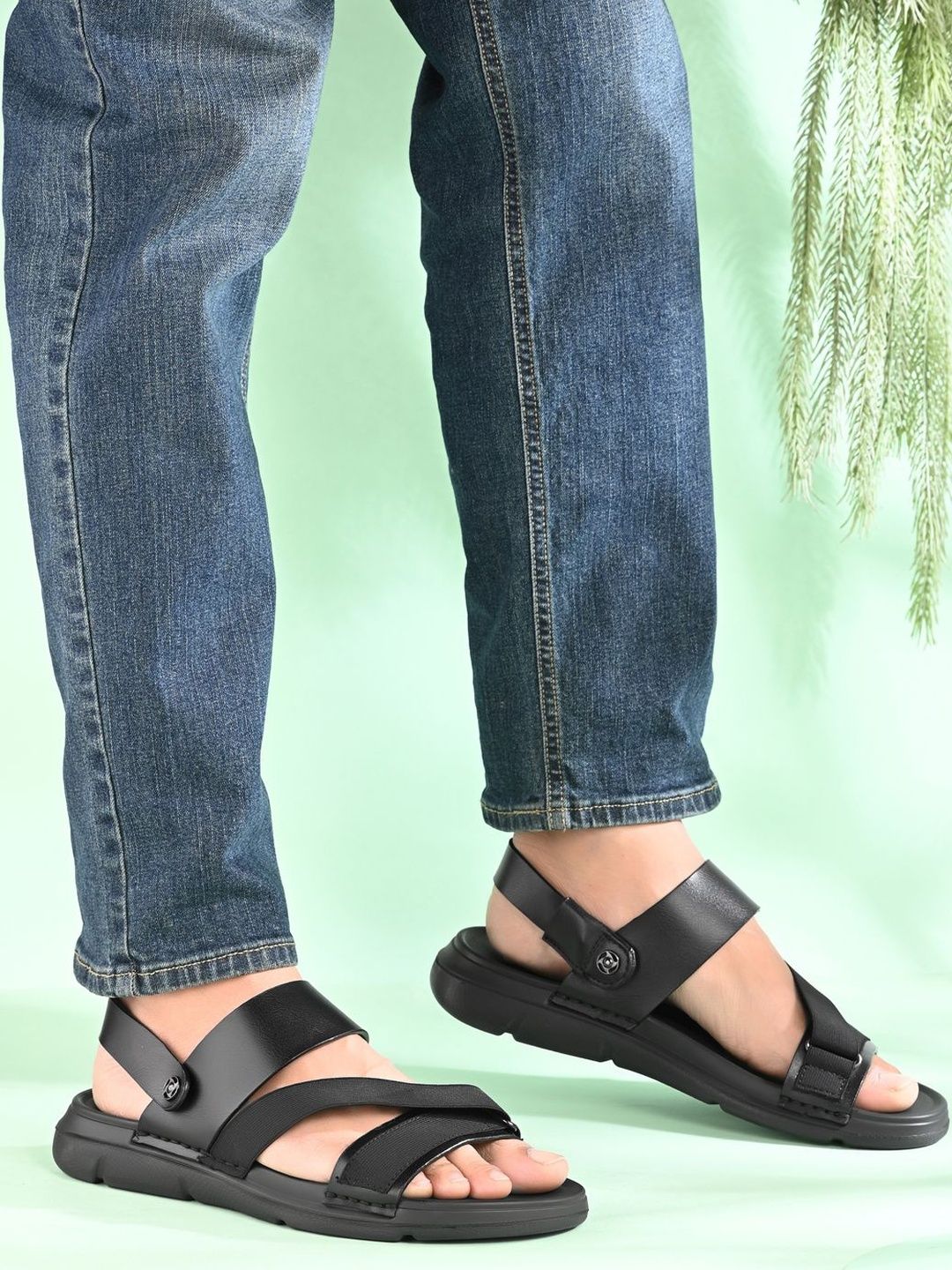 The Roadster Lifestyle Co Men Slip-On Comfort Sandals-picture-47