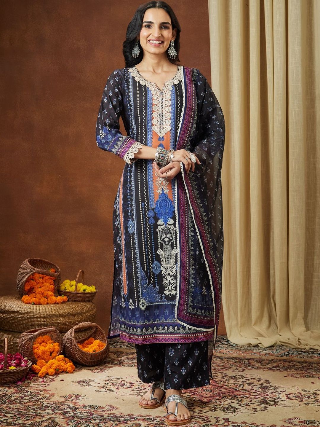 Janasya Women Ethnic Motifs Printed Regular Gotta Patti Kurta with Trousers & With Dupatta-picture-22