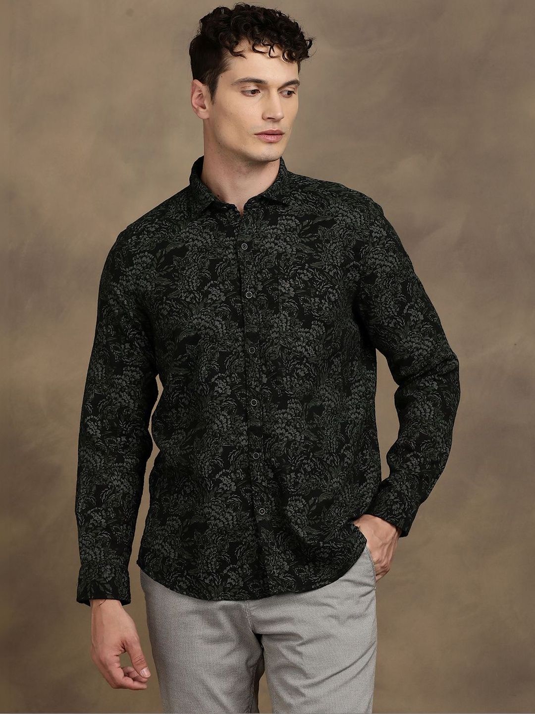 Turtle Men Relaxed Slim Fit Floral Printed Casual Shirt-picture-11