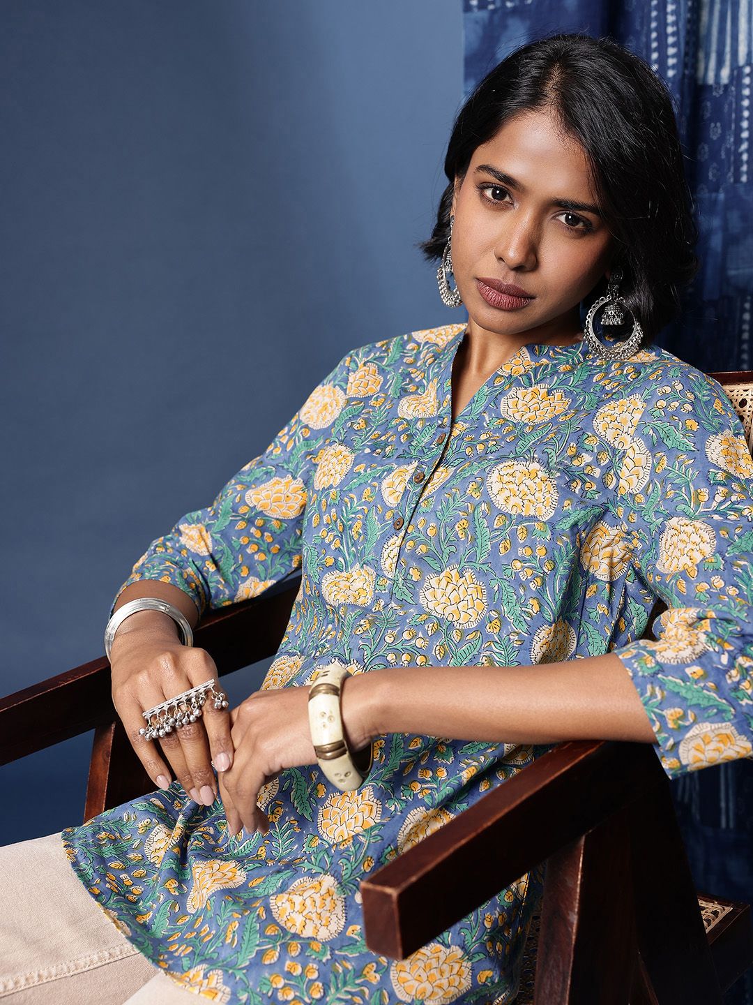Taavi Floral Printed Mandarin Collar Straight Hand Block Print Kurti-picture-35