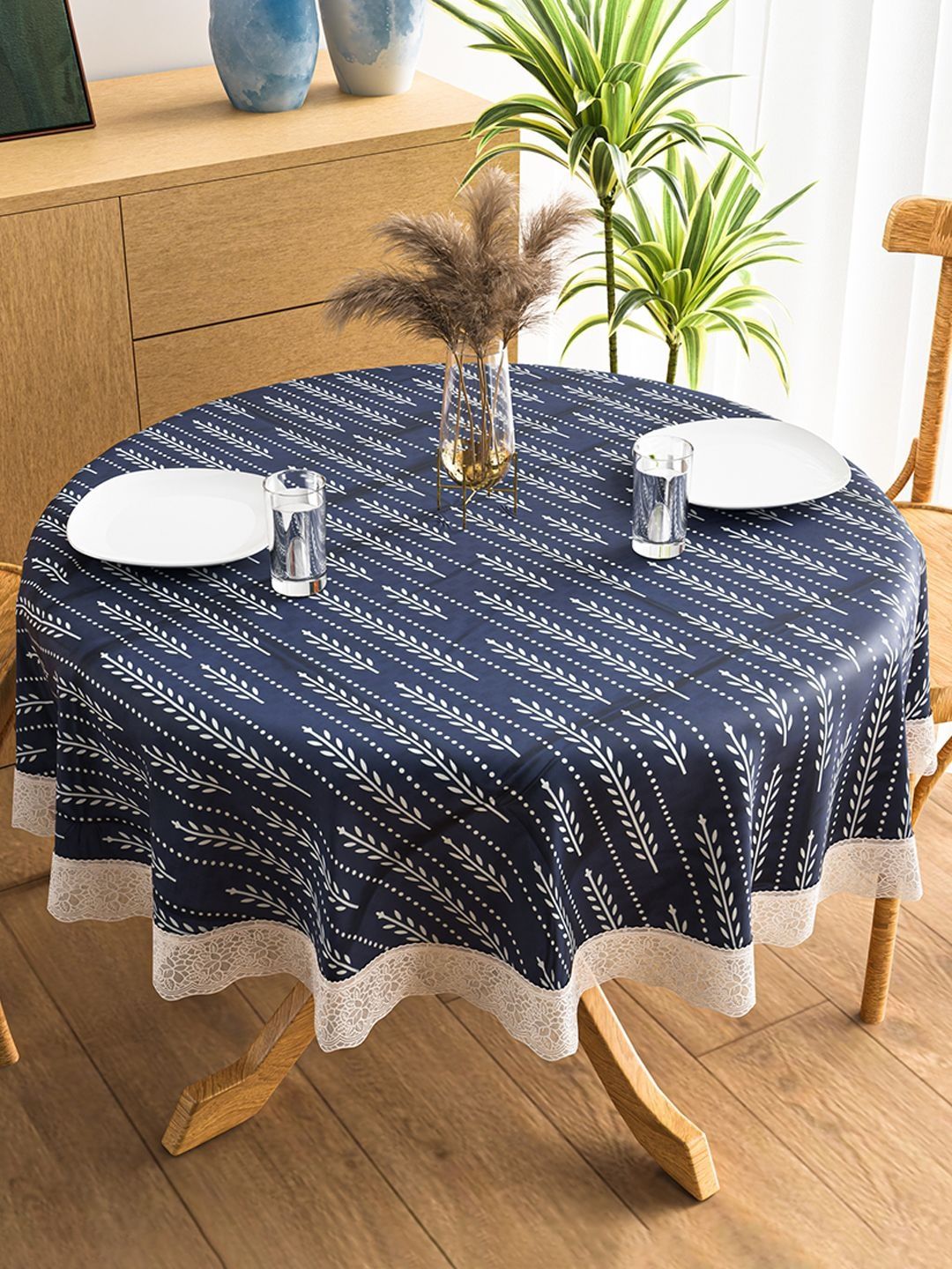 Aura White Anti-Slip Round 4-Seater Table Cover-picture-53