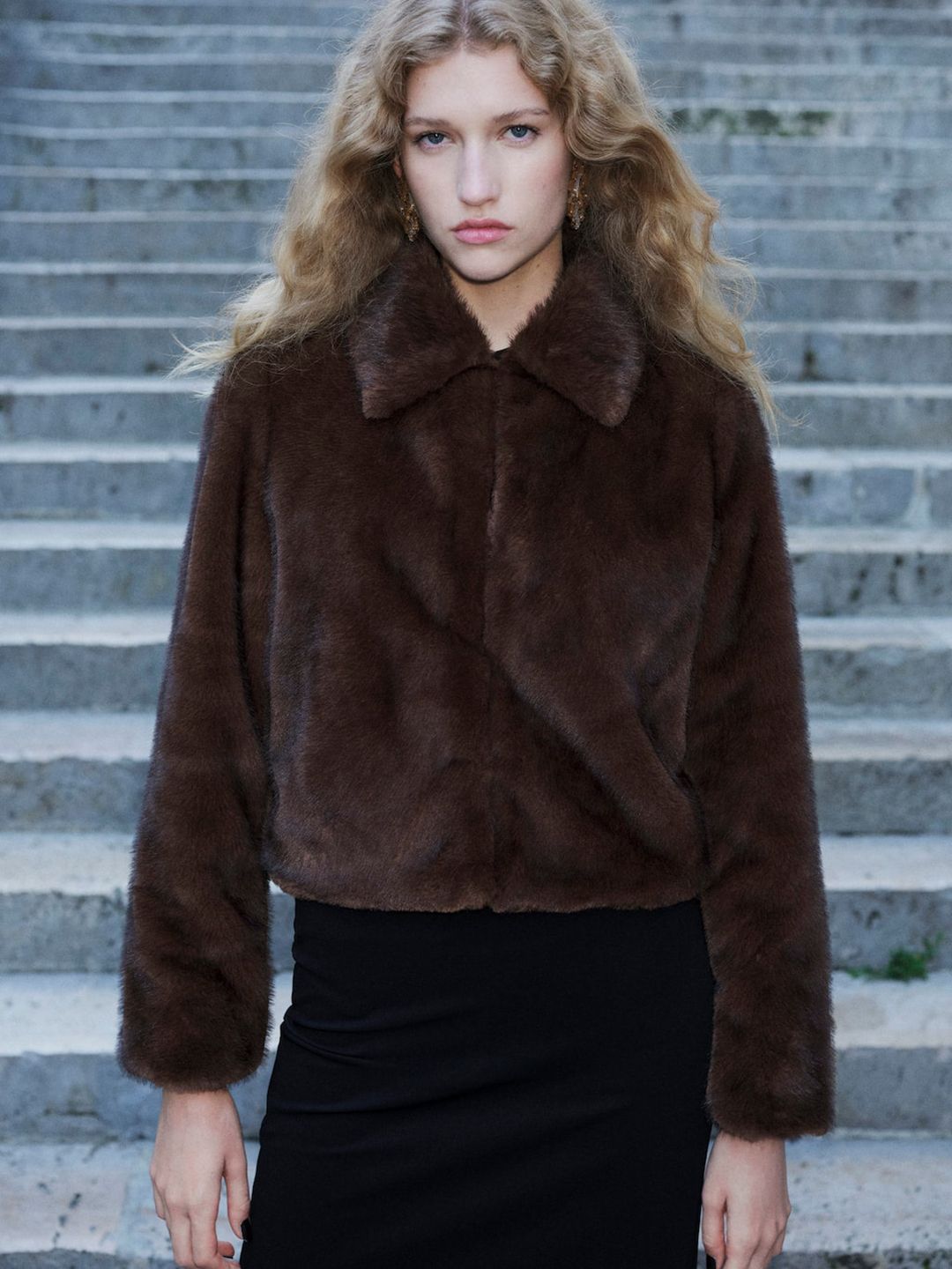 MANGO Spread Collar Tailored Jacket with Faux Fur Detail-picture-46