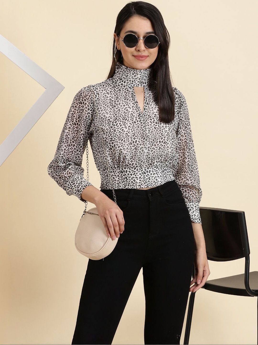 SHOWOFFFF Animal Print Chiffon Crop Top-picture-33