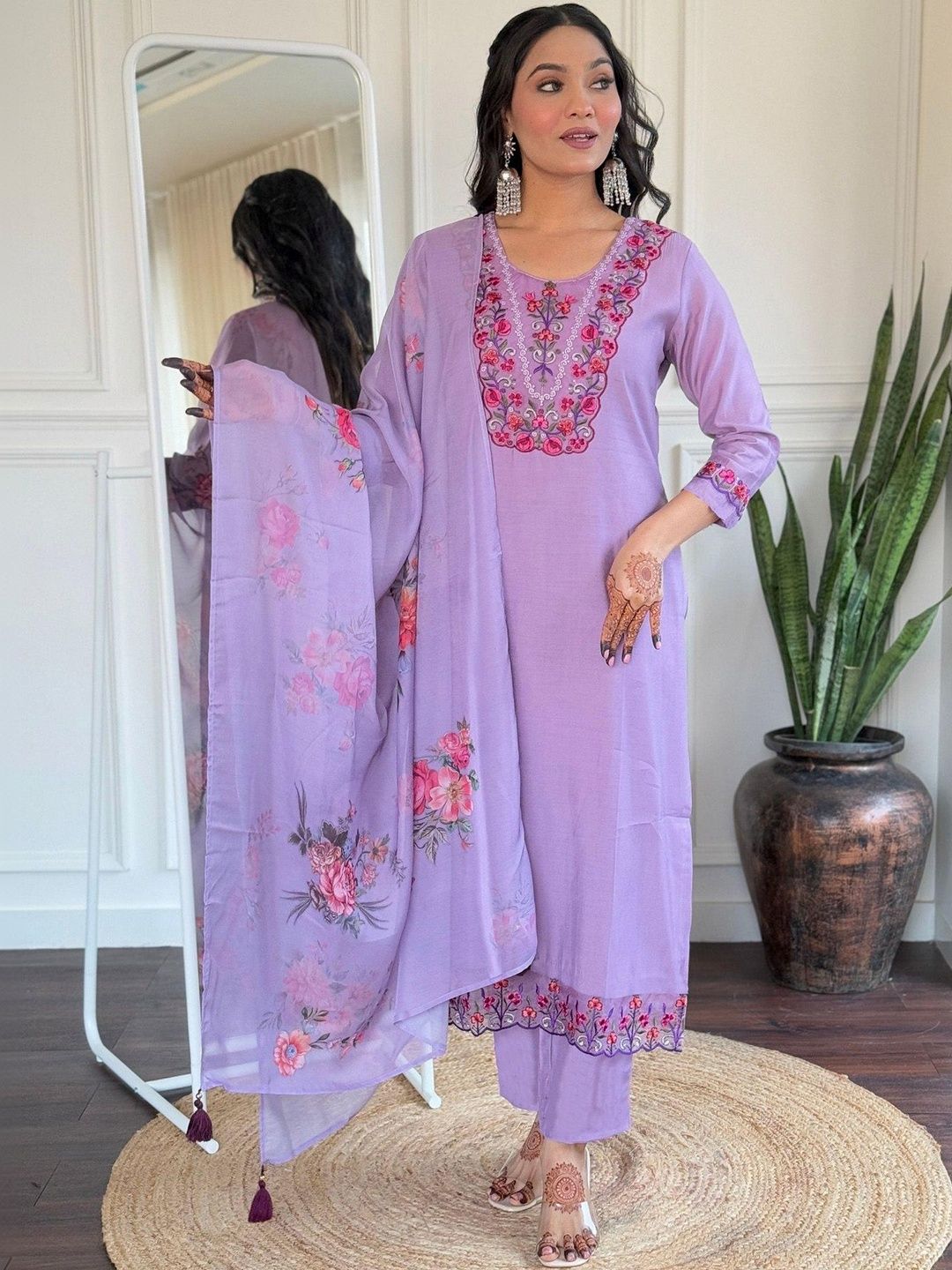 SHOPLANCE Women Floral Embroidered Regular Thread Work Kurta with Trousers & With Dupatta-picture-20