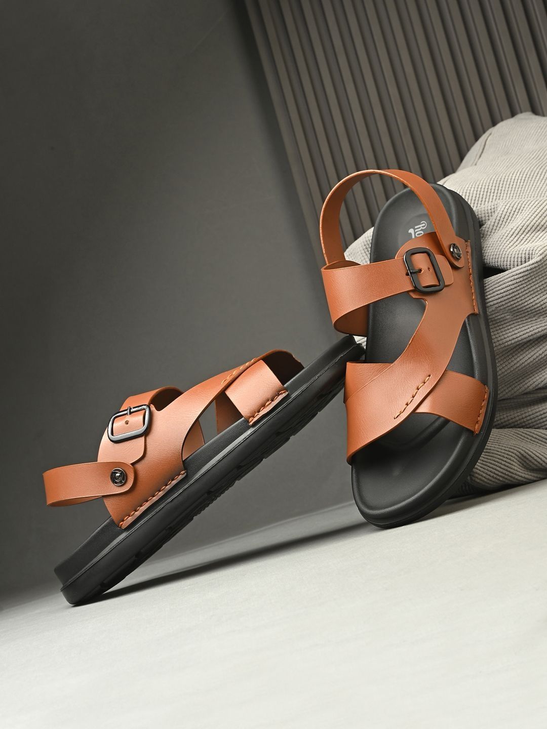 The Roadster Lifestyle Co Men Buckle Comfort Sandals-picture-48