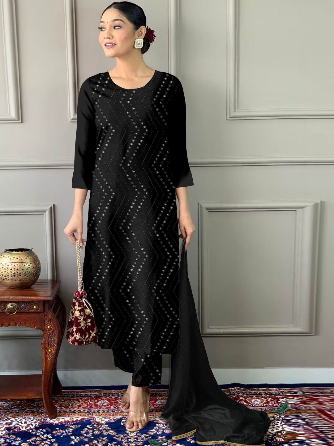 BAMSOM WEAR Women Embroidered Regular Thread Work Kurta with Trousers & With Dupatta