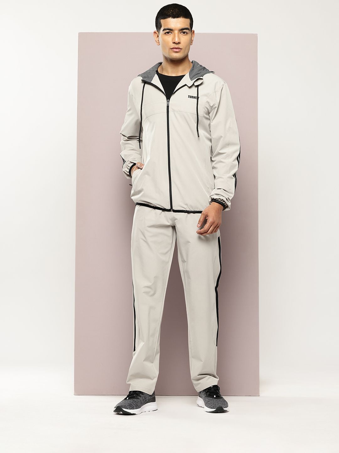 TURNFIT Men Hooded Running Tracksuit-image-24