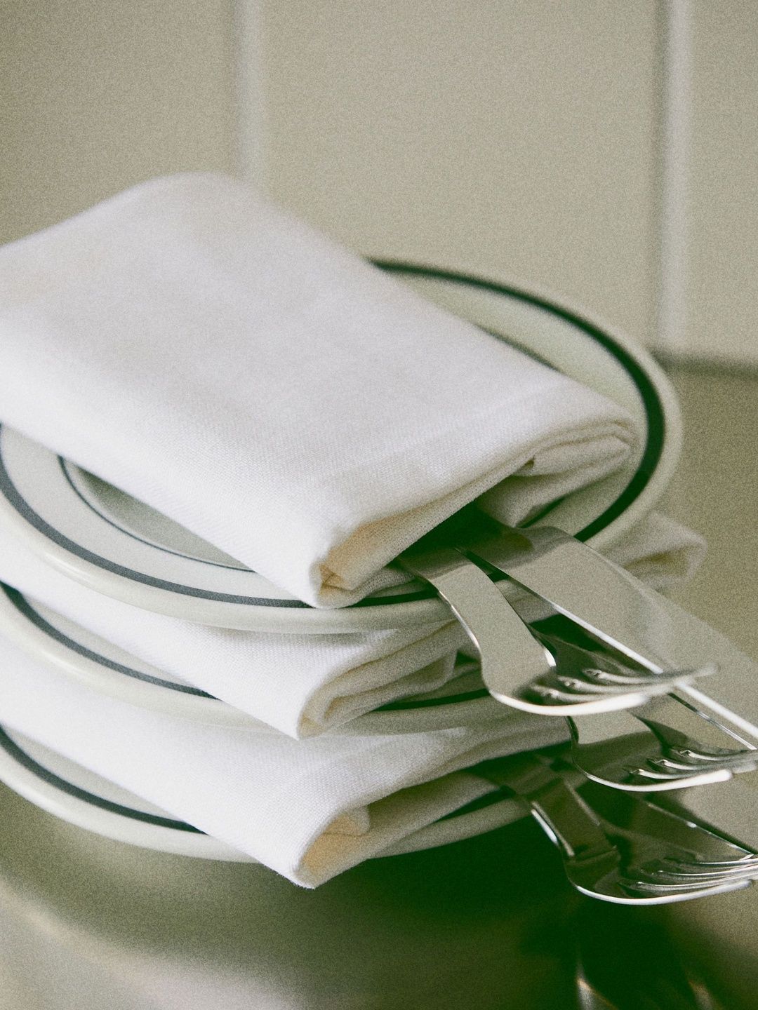 H&M White 4-Pack Linen-Blend Napkins-picture-26